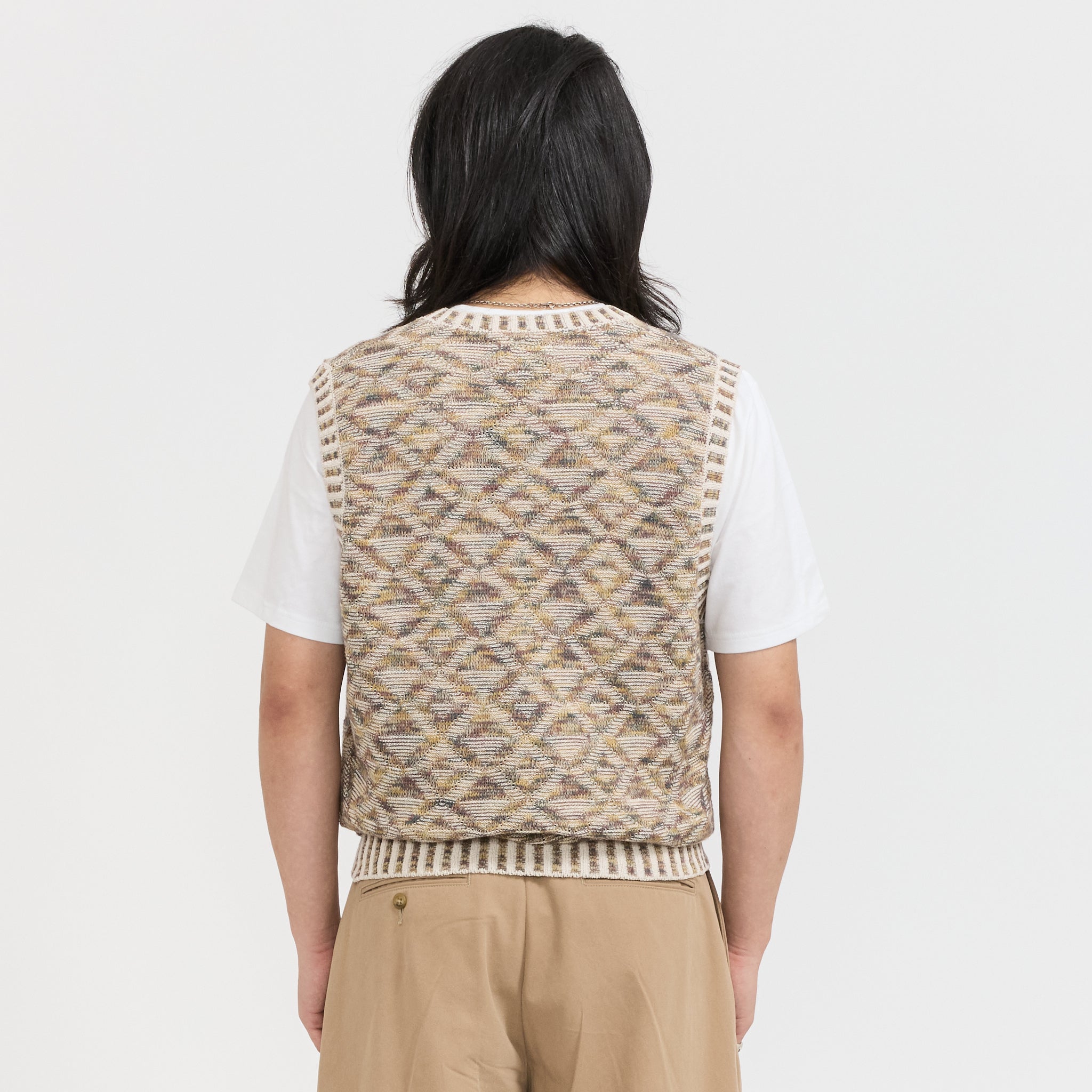 Beams Plus | V-Neck Vest Kasuri Jacquard Beige | Maplestore