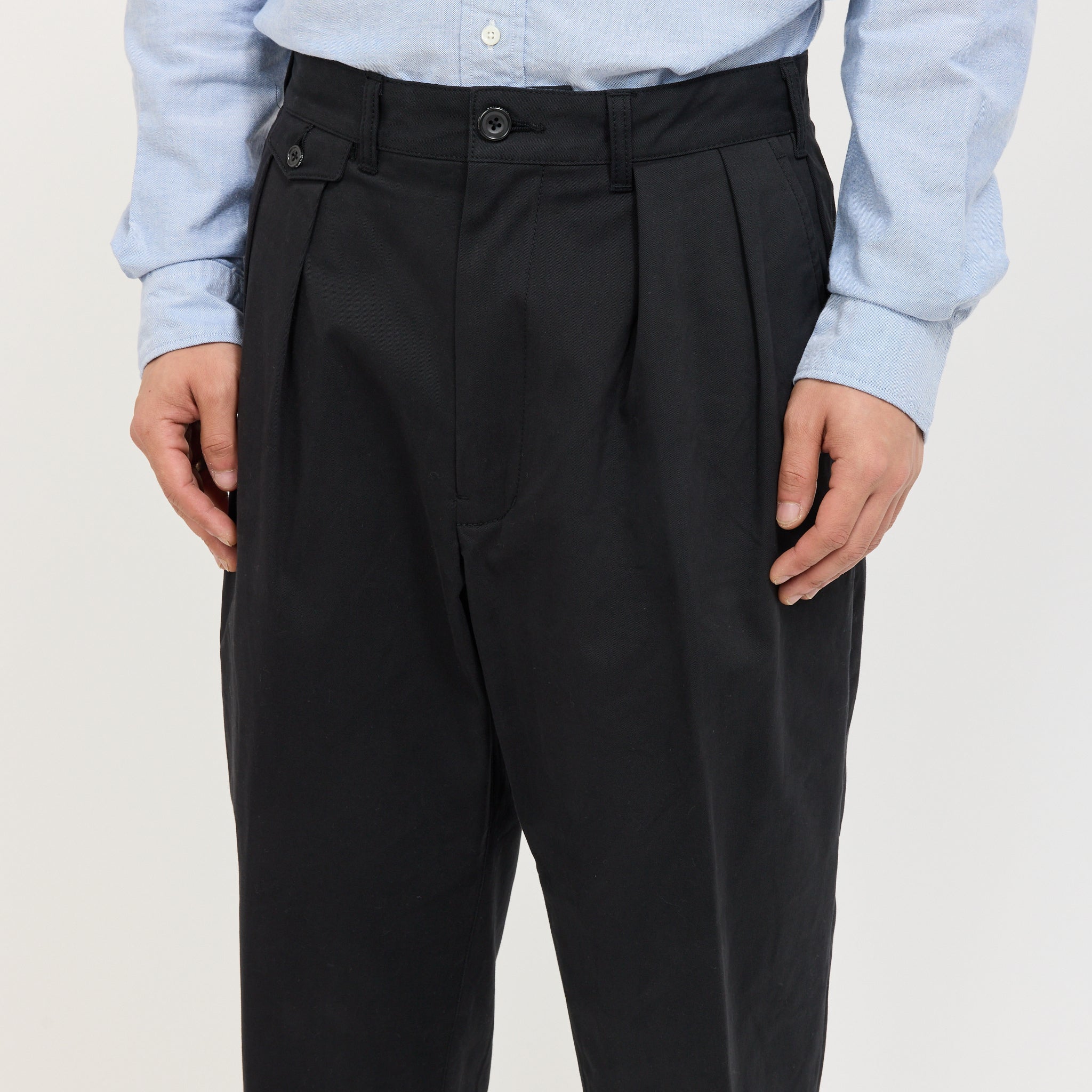 Beams Plus 2 Pleats Twill Pant Black | Maplestore
