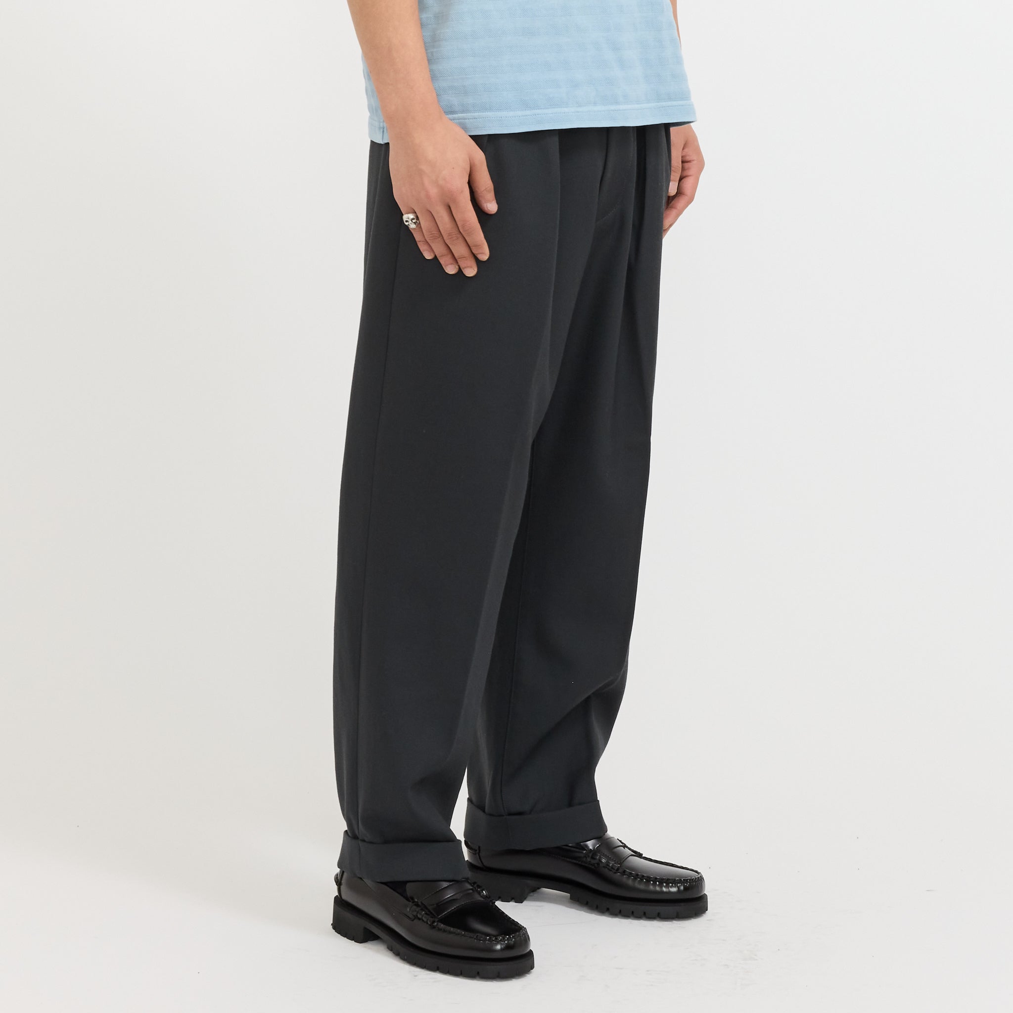 2 Pleats Relax Trousers Laundry Wool Charcoal