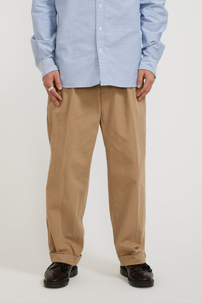 Beams Plus | 2 Pleats Trousers Twill Khaki | Maplestore
