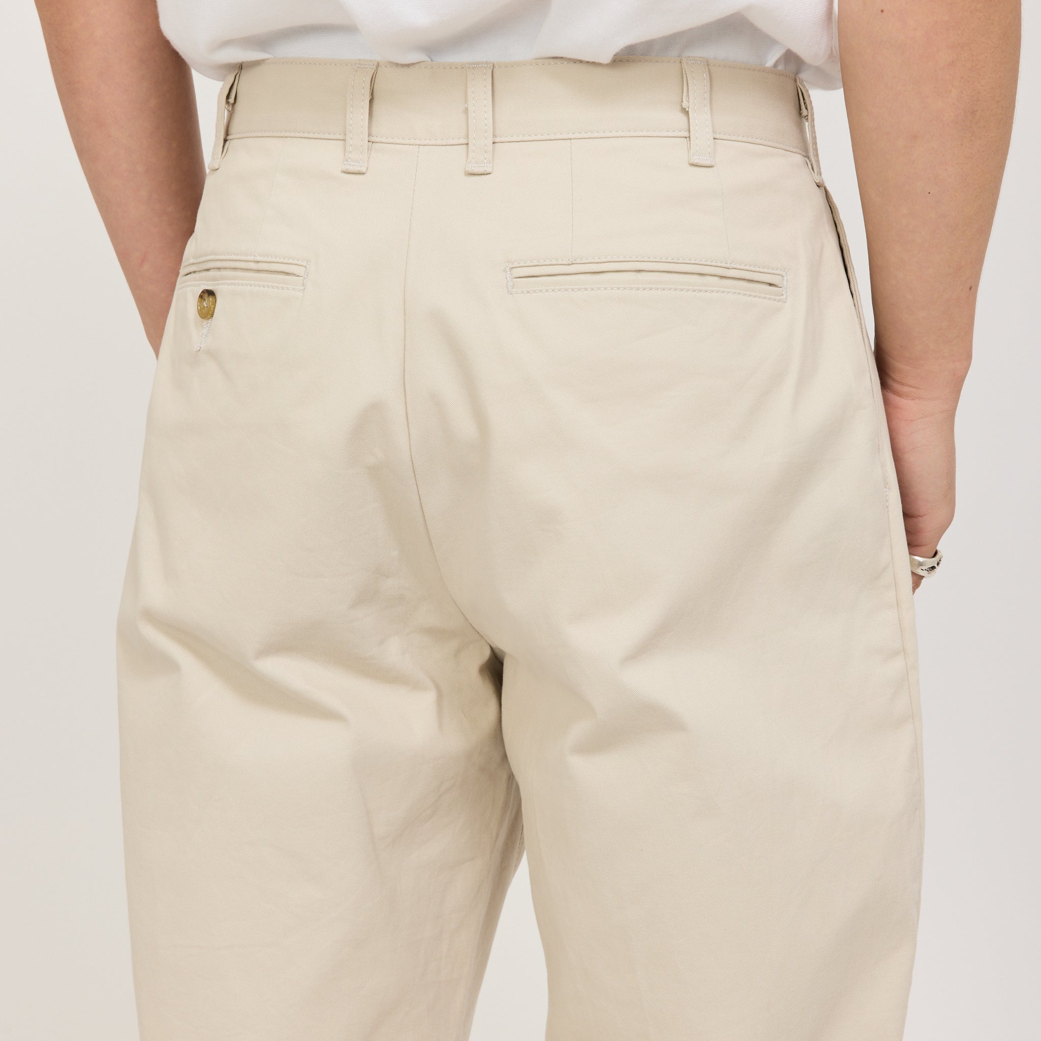Beams Plus | 2 Pleats Twill Pant Cement | Maplestore