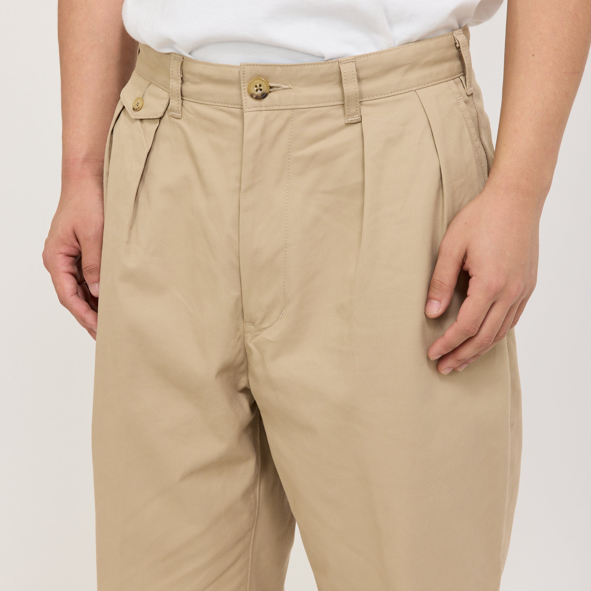 Beams Plus | 2 Pleats Twill Pant Khaki | Maplestore