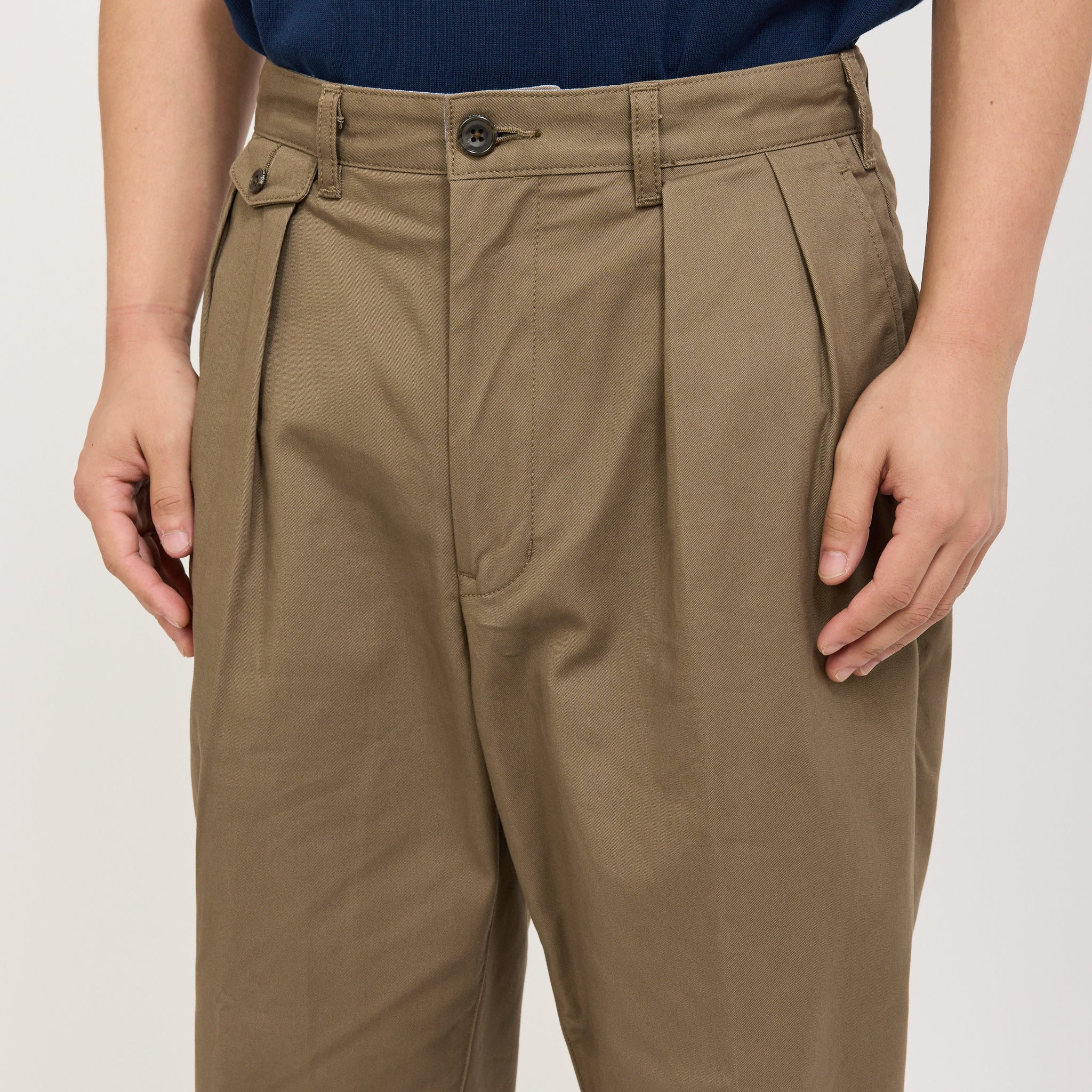Beams Plus | 2 Pleats Twill Pant Olive | Maplestore