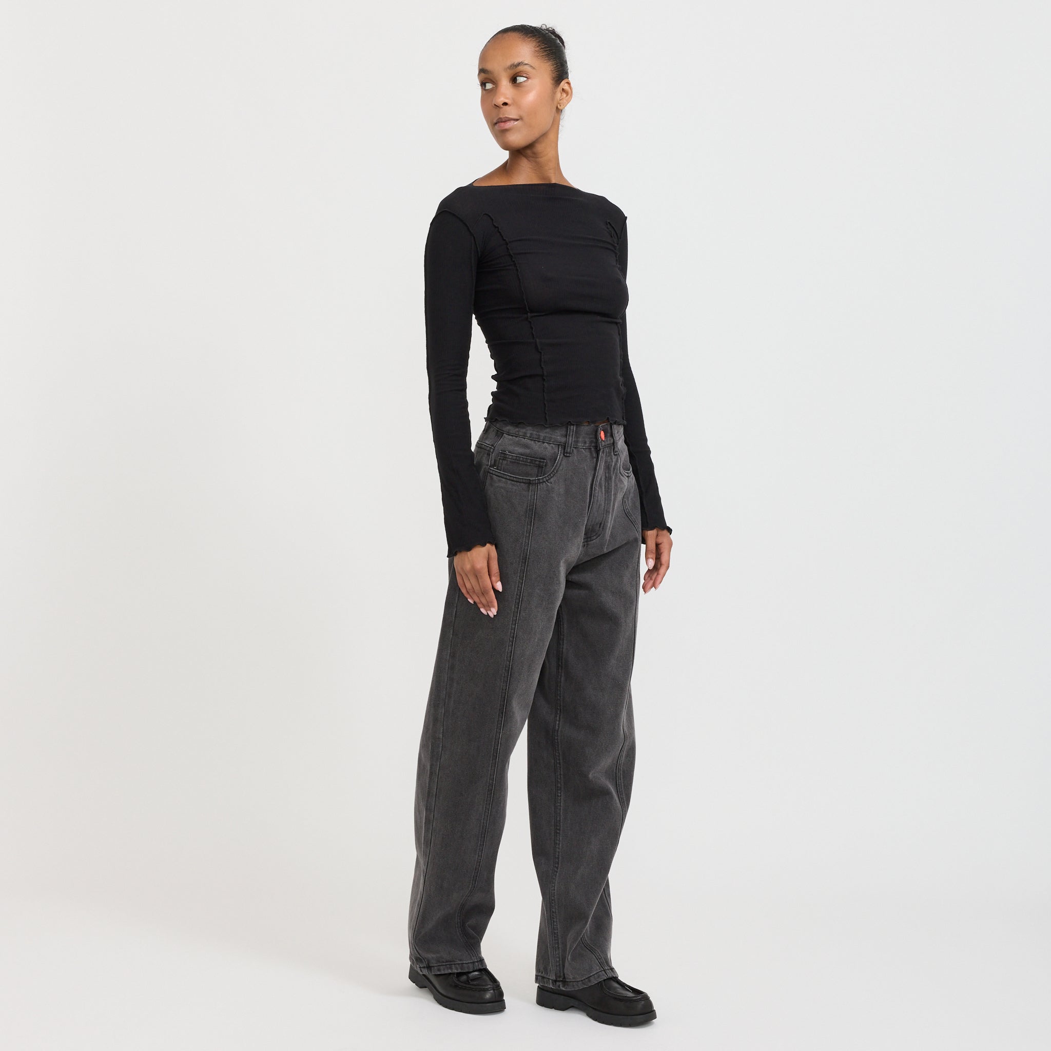 BeWider | Super Loose Dark Grey with Front Cut | Maplestore