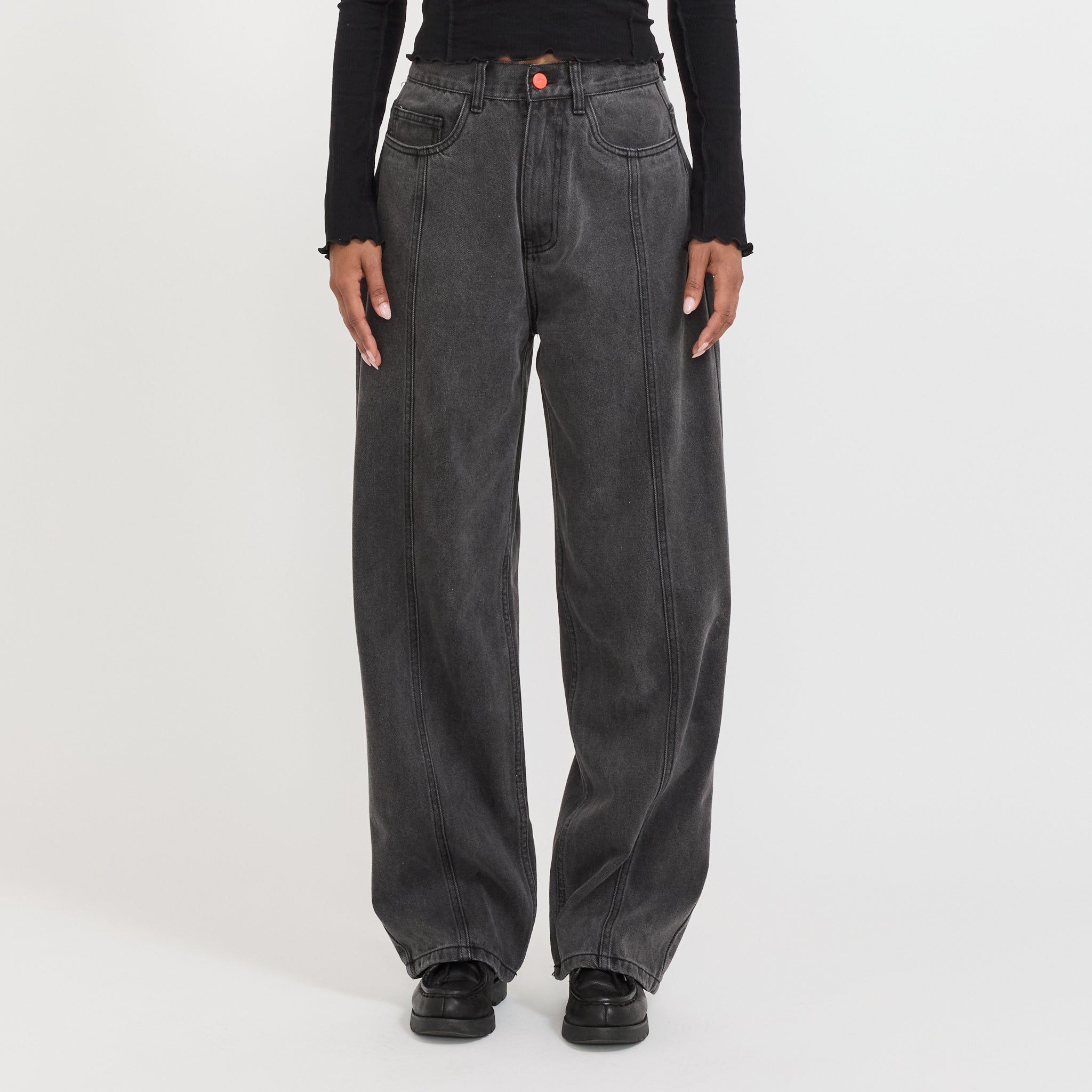 BeWider | Super Loose Dark Grey with Front Cut | Maplestore