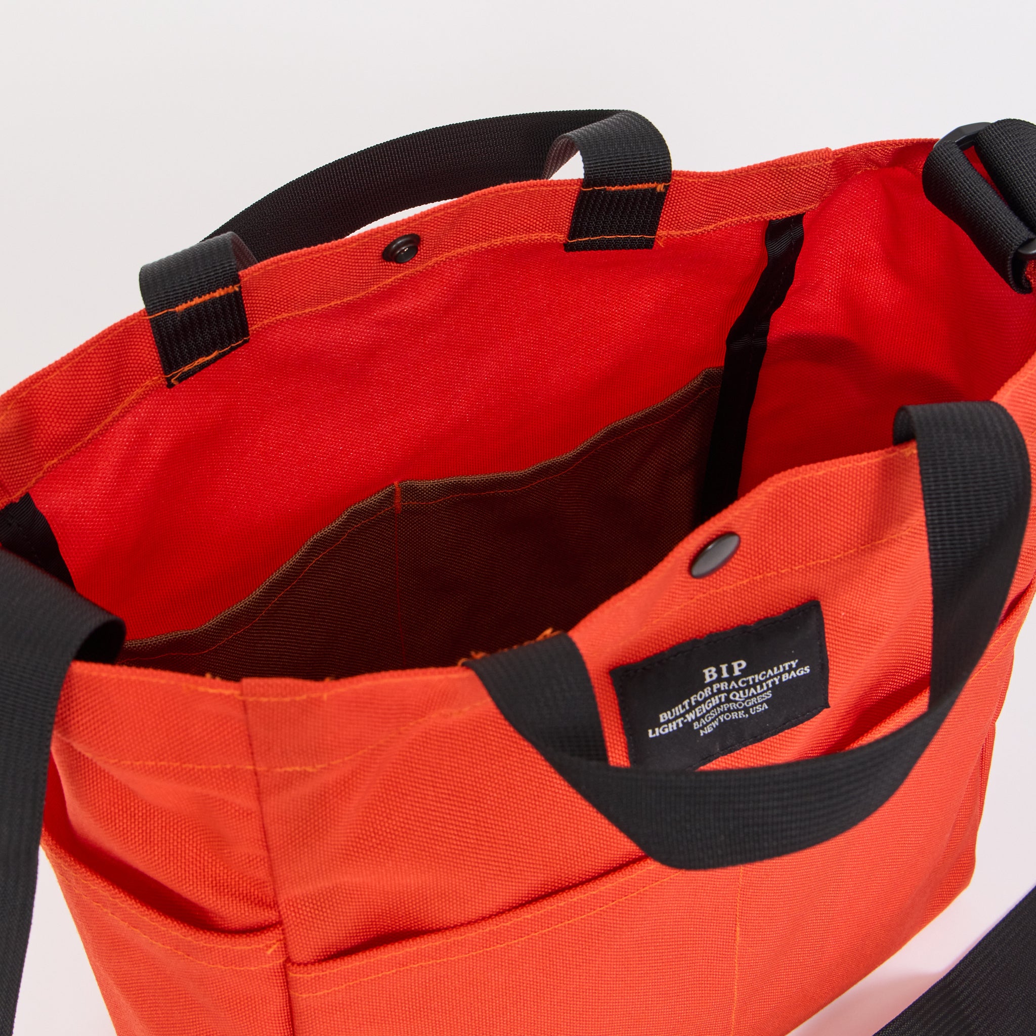 Bags In Progress | Multi-Pocket Bag Medium Reddish Orange | Maplestore