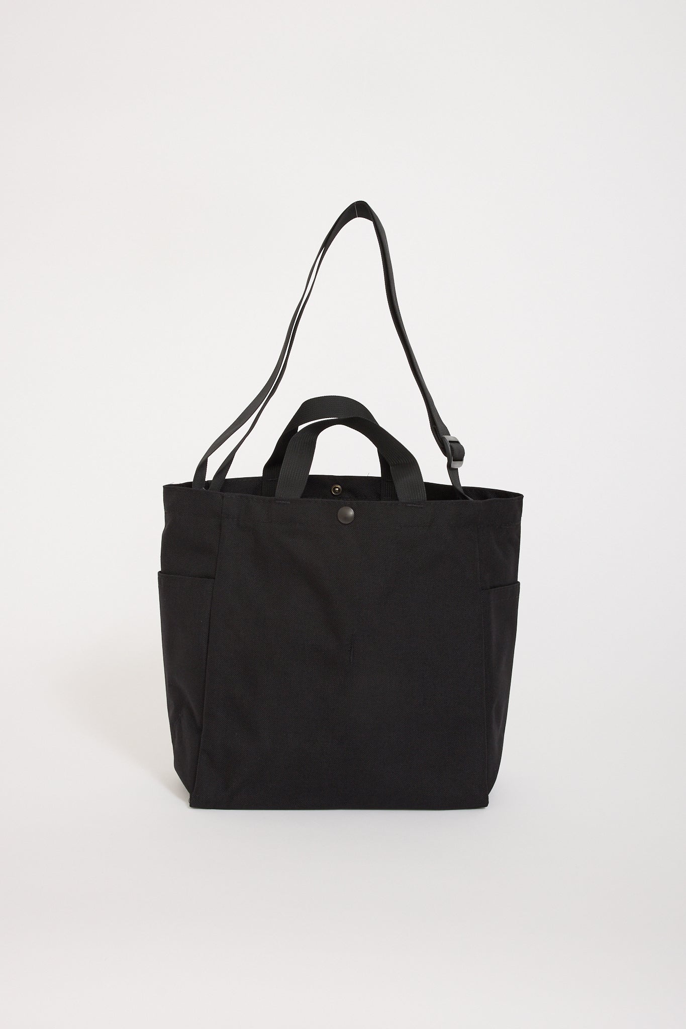 Bags In Progress | Multi-Pocket Bag Medium Black | Maplestore