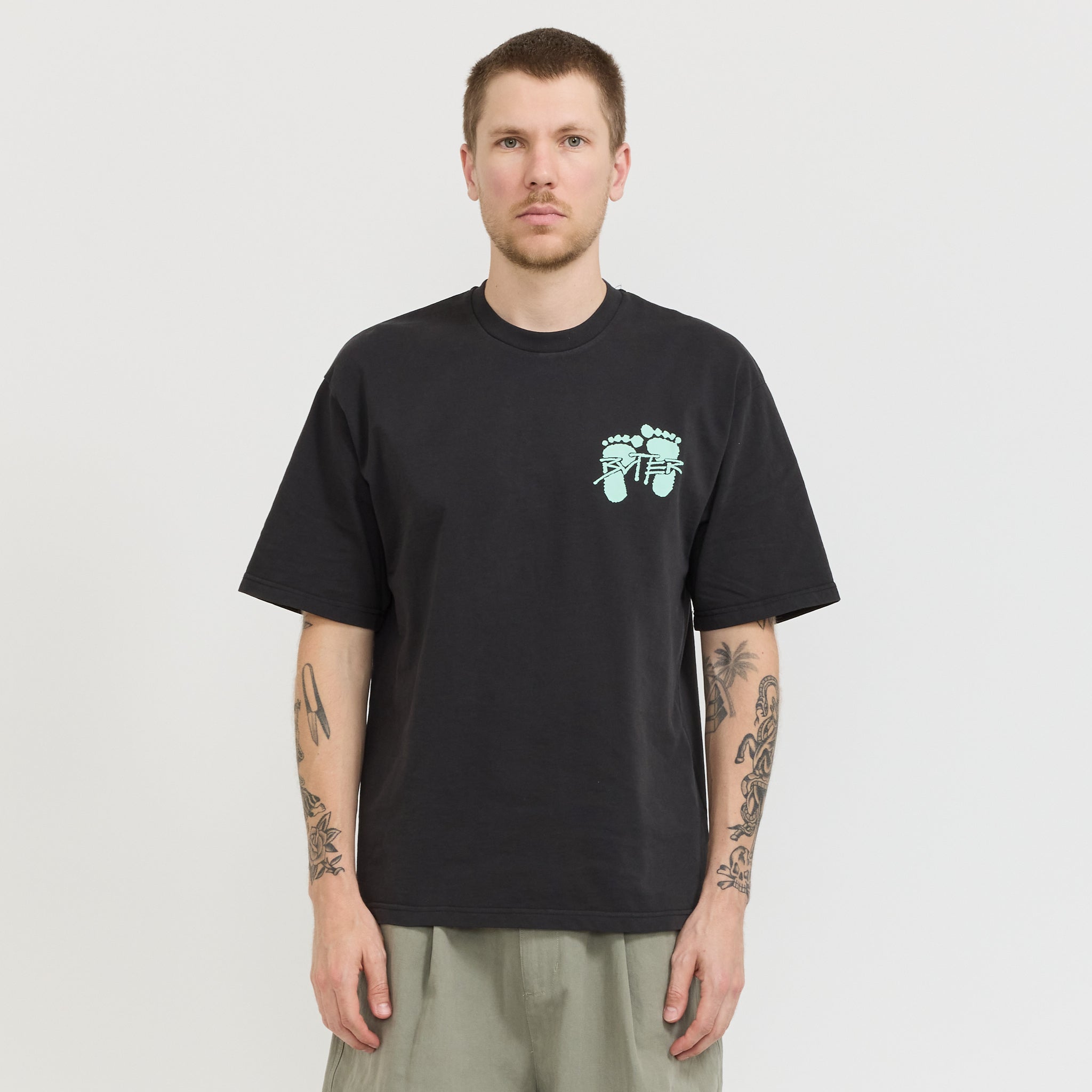 Footprints Tee Black