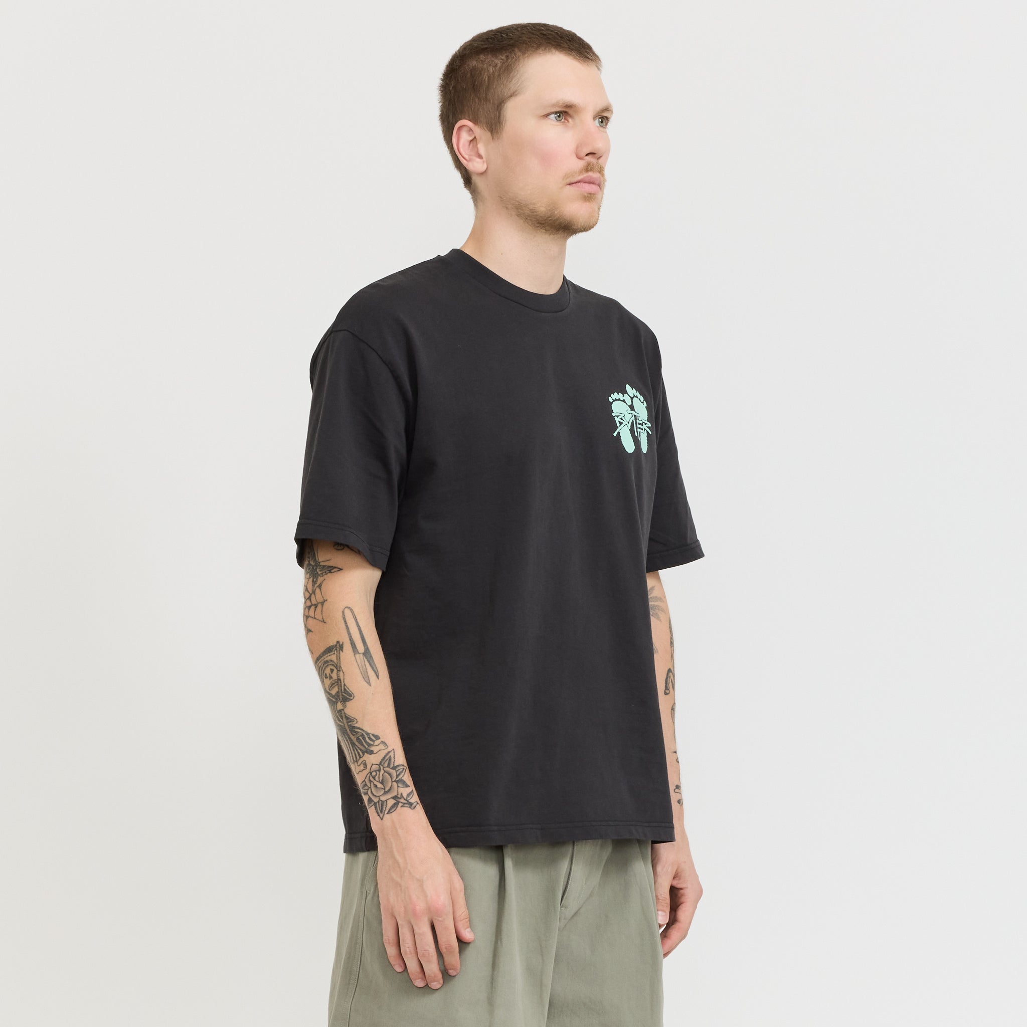 Footprints Tee Black