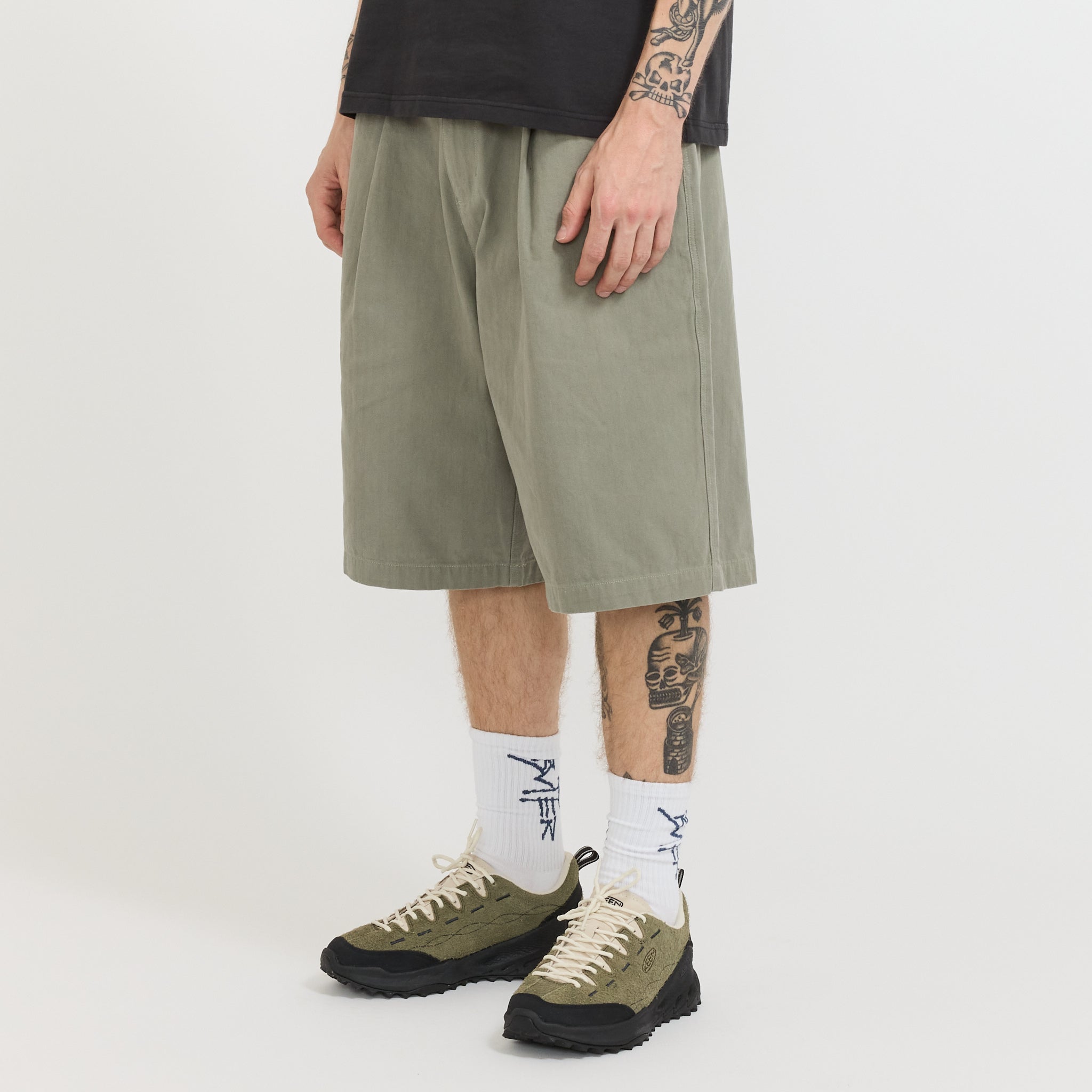 Pleated Shorts Washed Fatigue