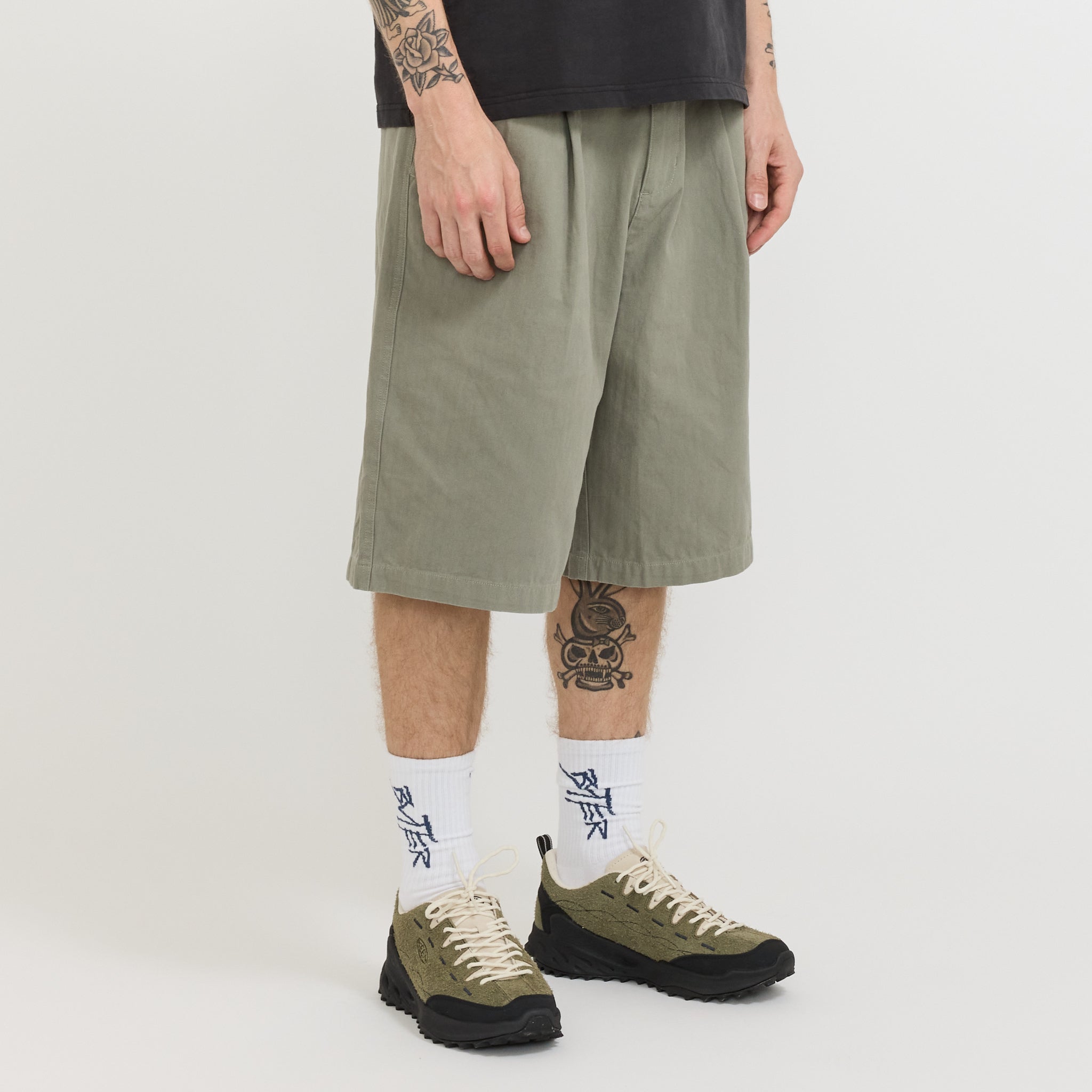 Pleated Shorts Washed Fatigue