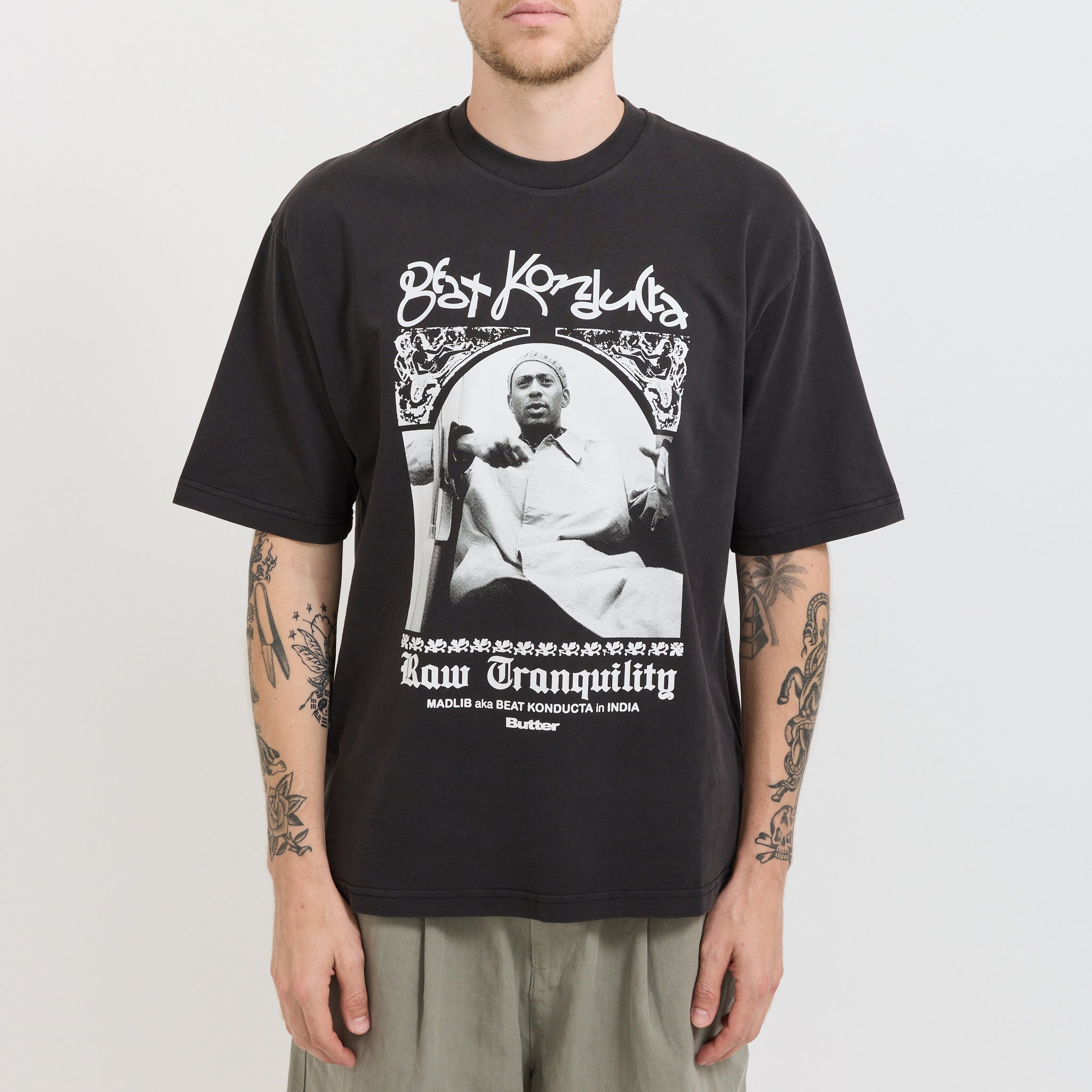 India Tee Washed Black