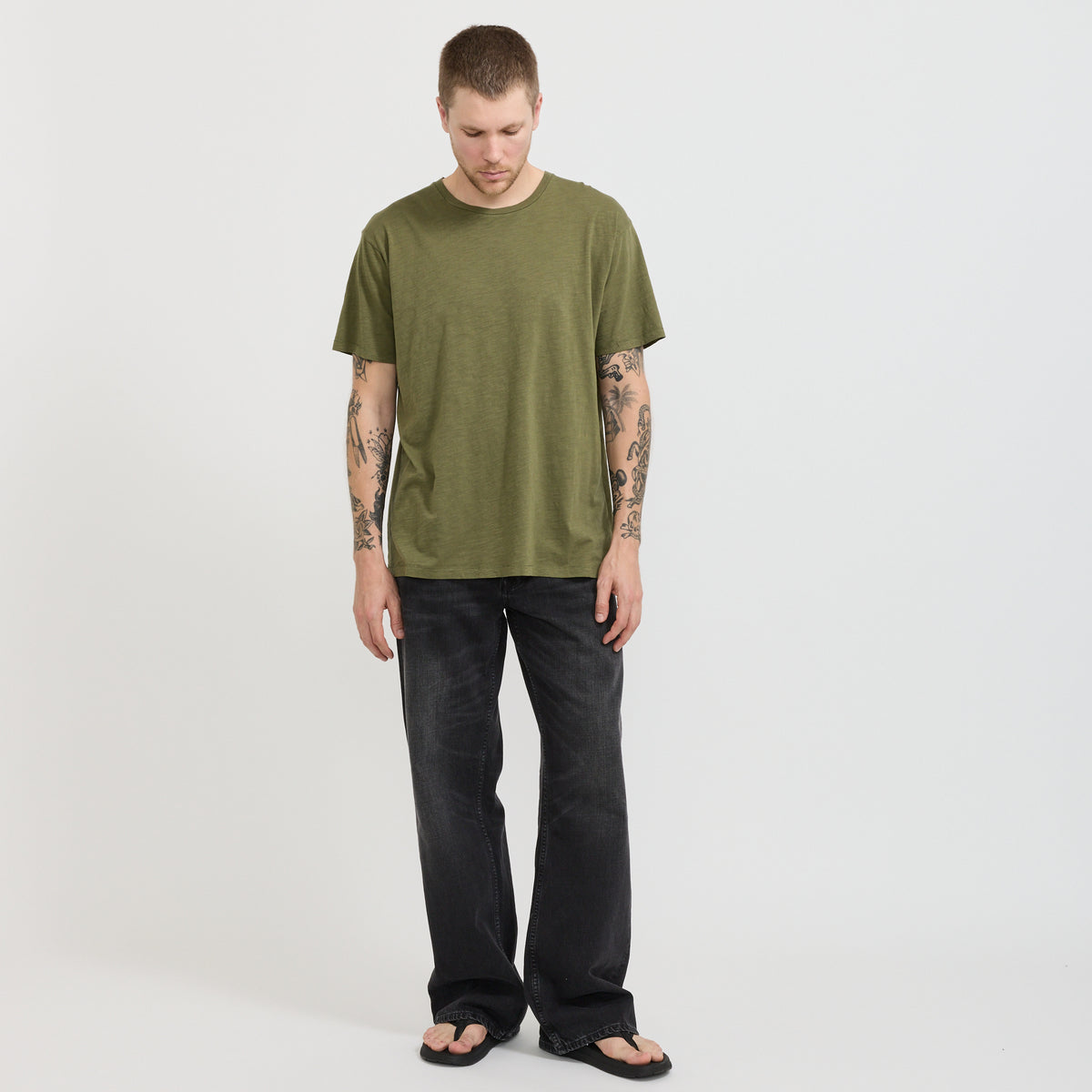 Nudie Jeans Co. | Roffe T-Shirt Olive Green | Maplestore