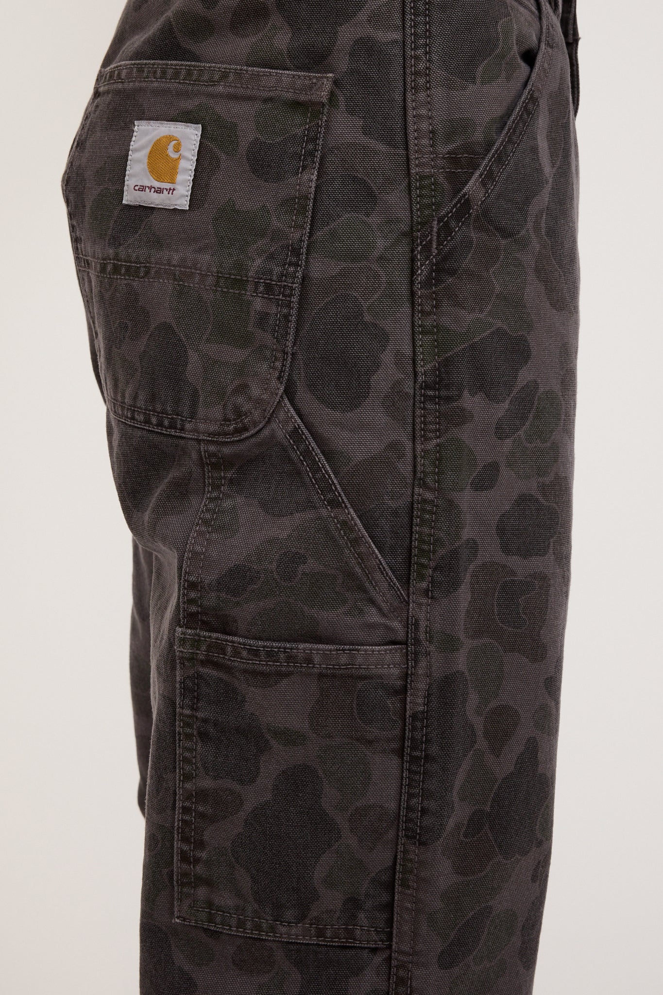 Carhartt WIP | Duck Single Knee Pant Camo Duck Green/Graphite | Maplestore