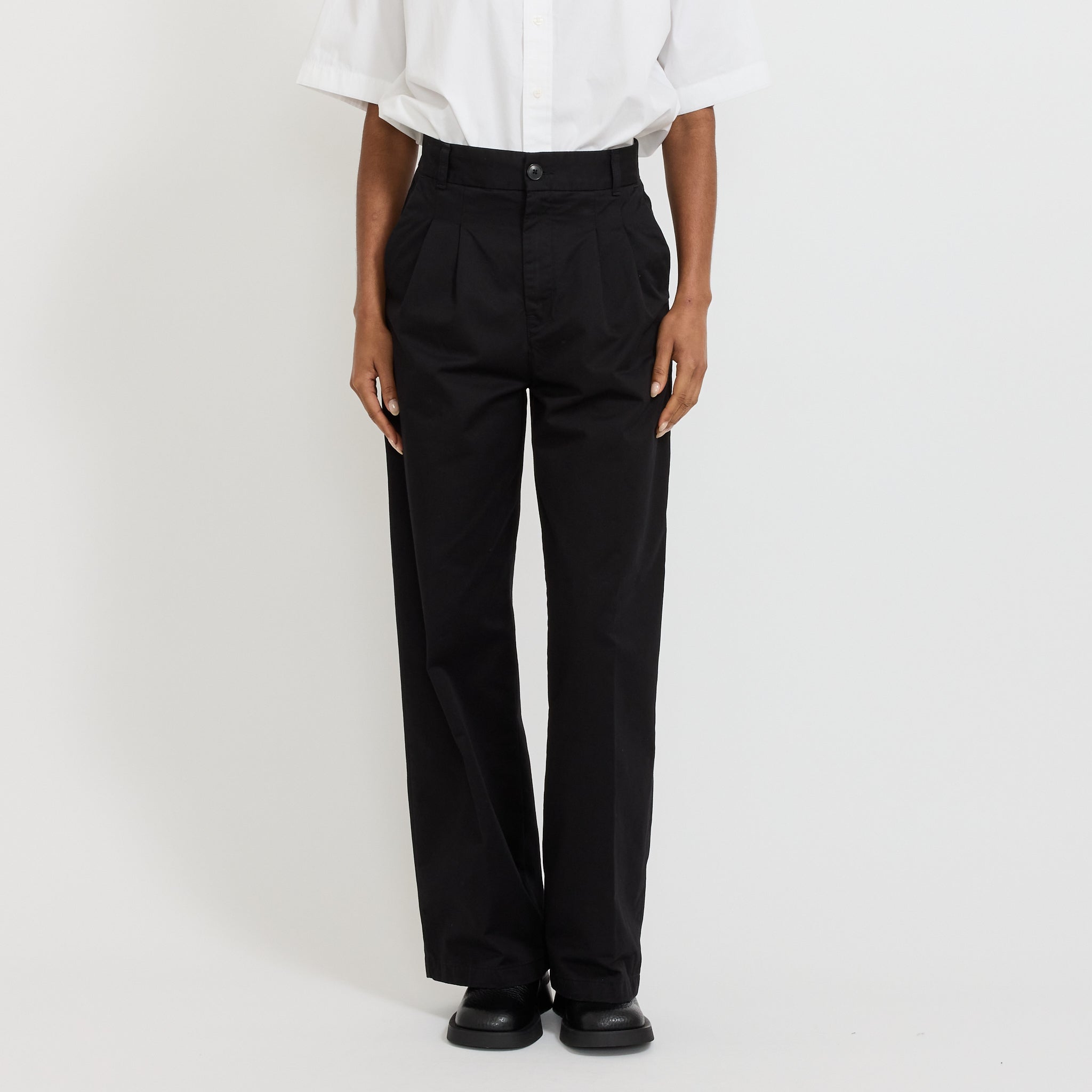 Leola Pant Black Stone Washed