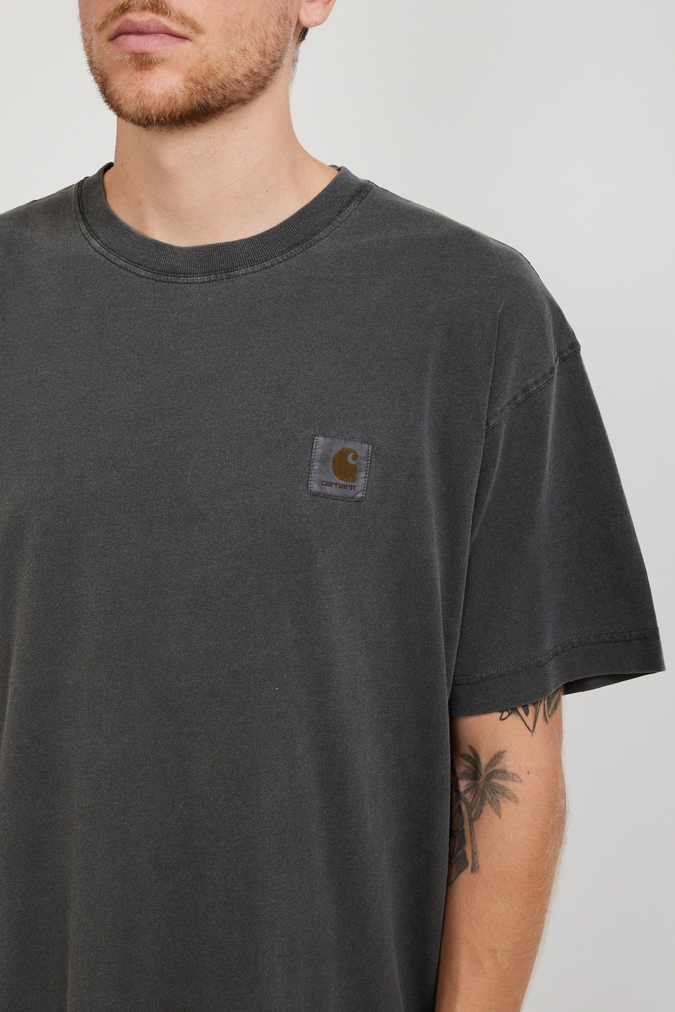 Carhartt WIP | S/S Nelson T-Shirt Charcoal | Maplestore