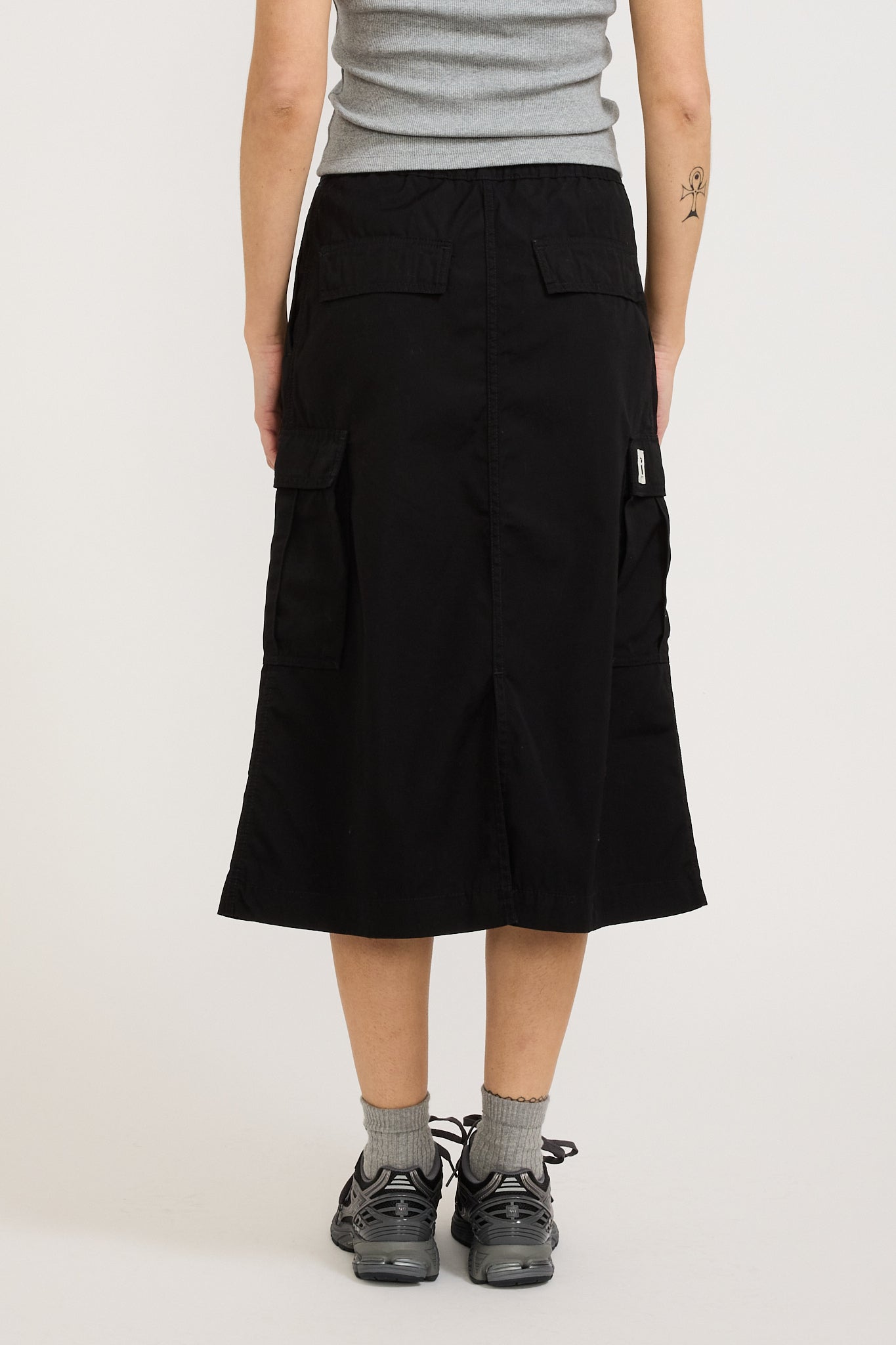 Carhartt WIP | Women's Jet Cargo Skirt Black | Maplestore