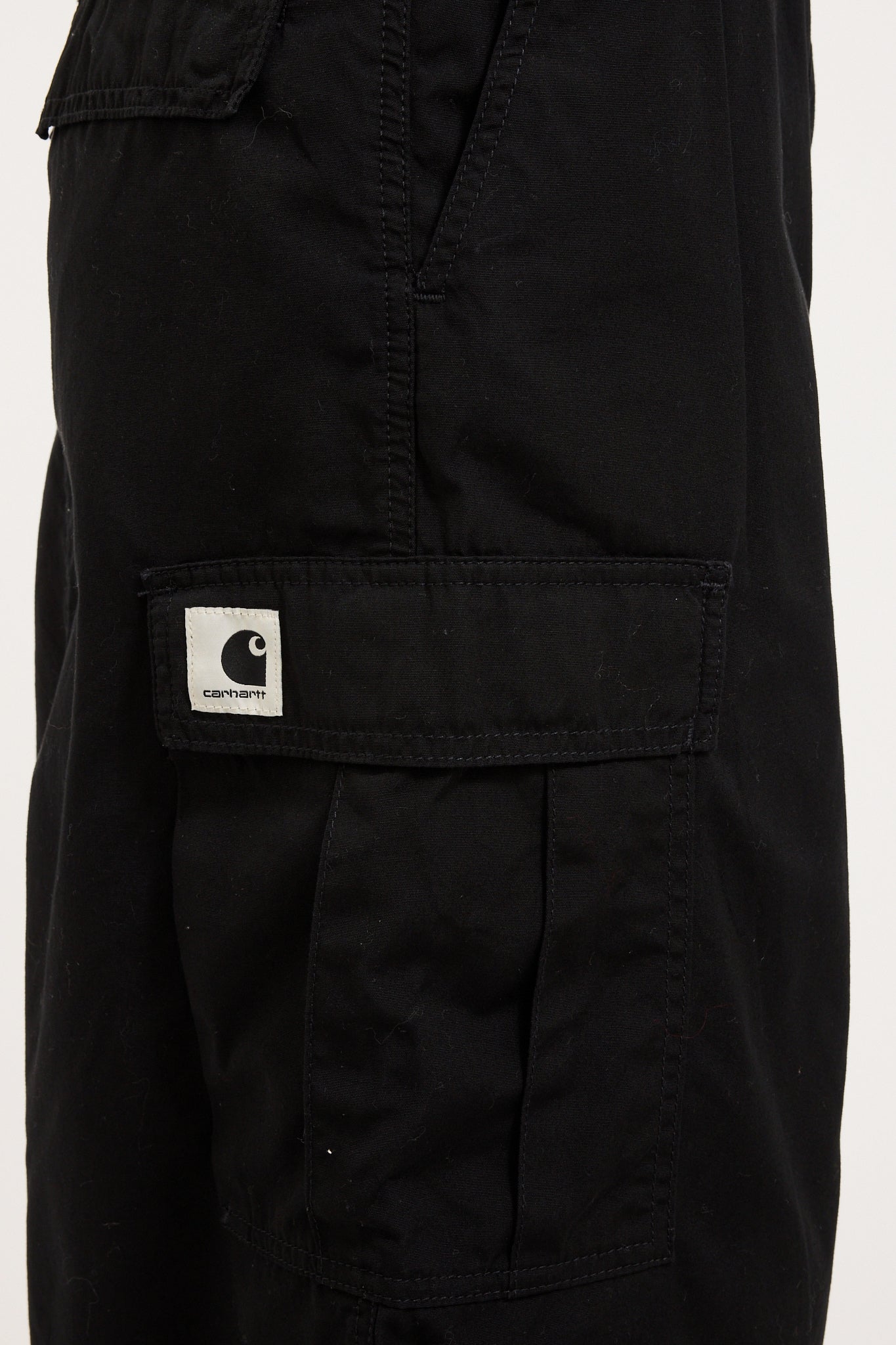 Carhartt WIP | Women's Jet Cargo Skirt Black | Maplestore