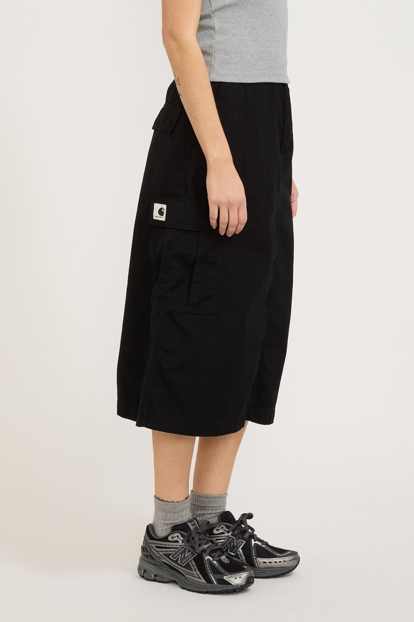 Carhartt WIP | Women's Jet Cargo Skirt Black | Maplestore