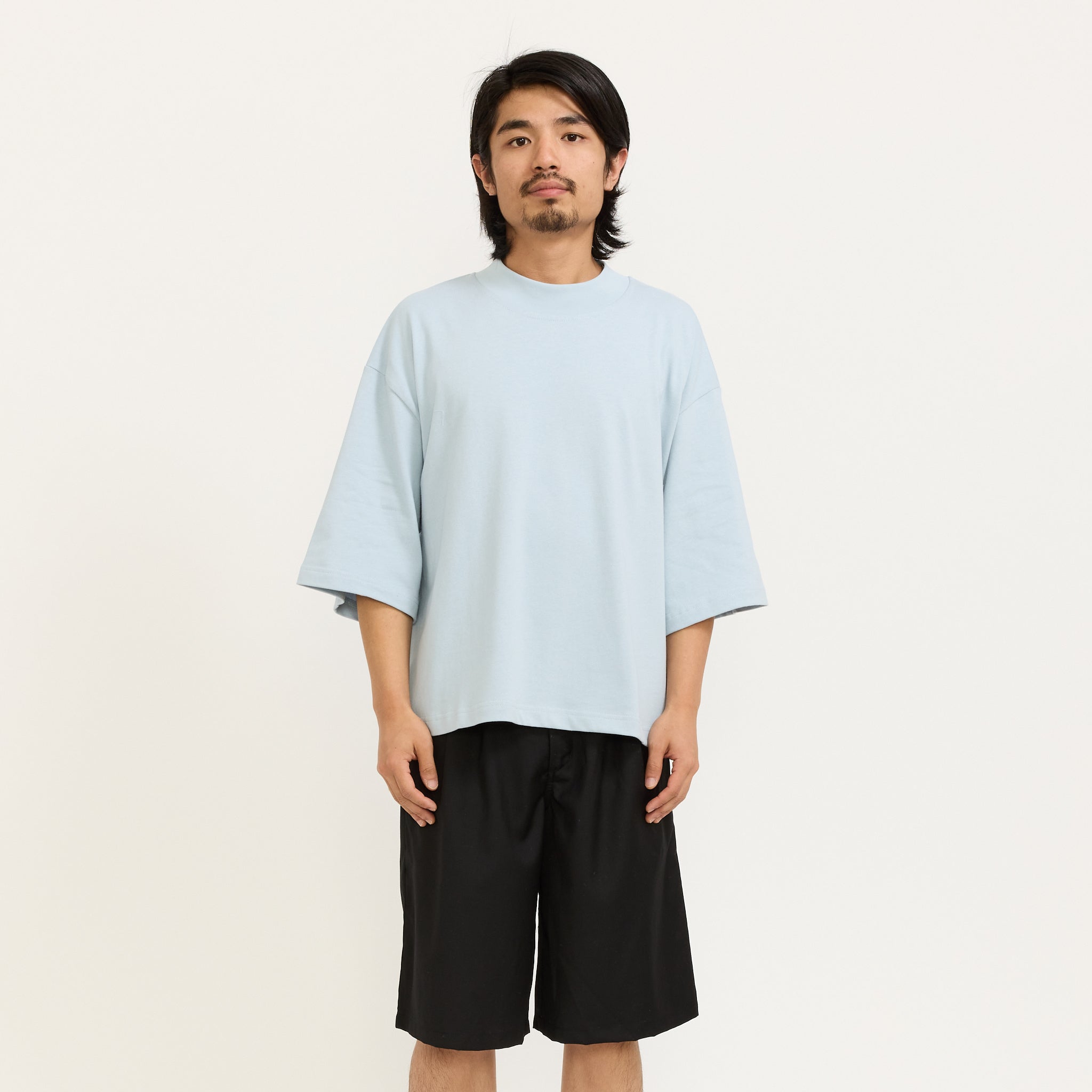 Wide Tee Chalk