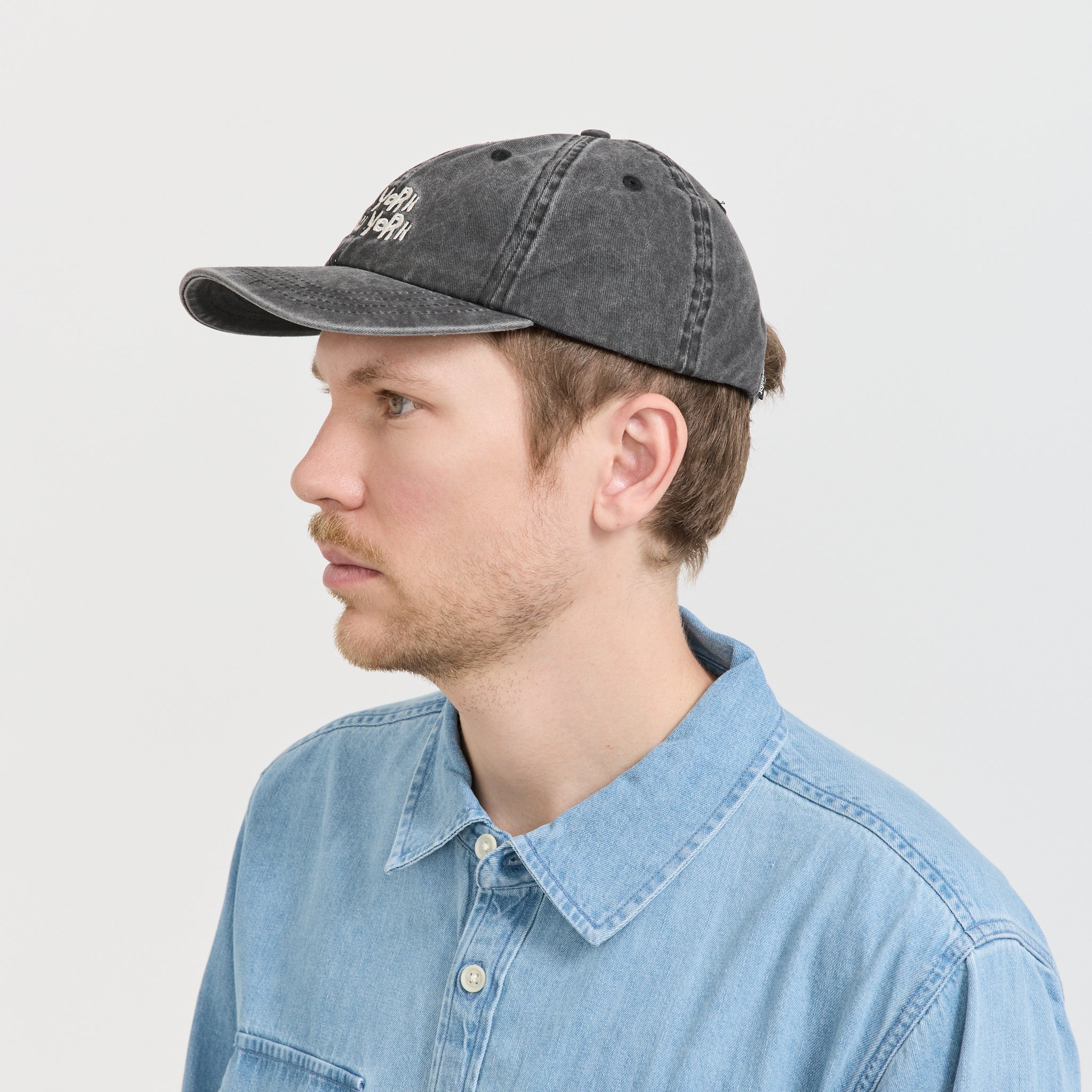 Corridor NYC | 80s NY NY Cap Black | Maplestore
