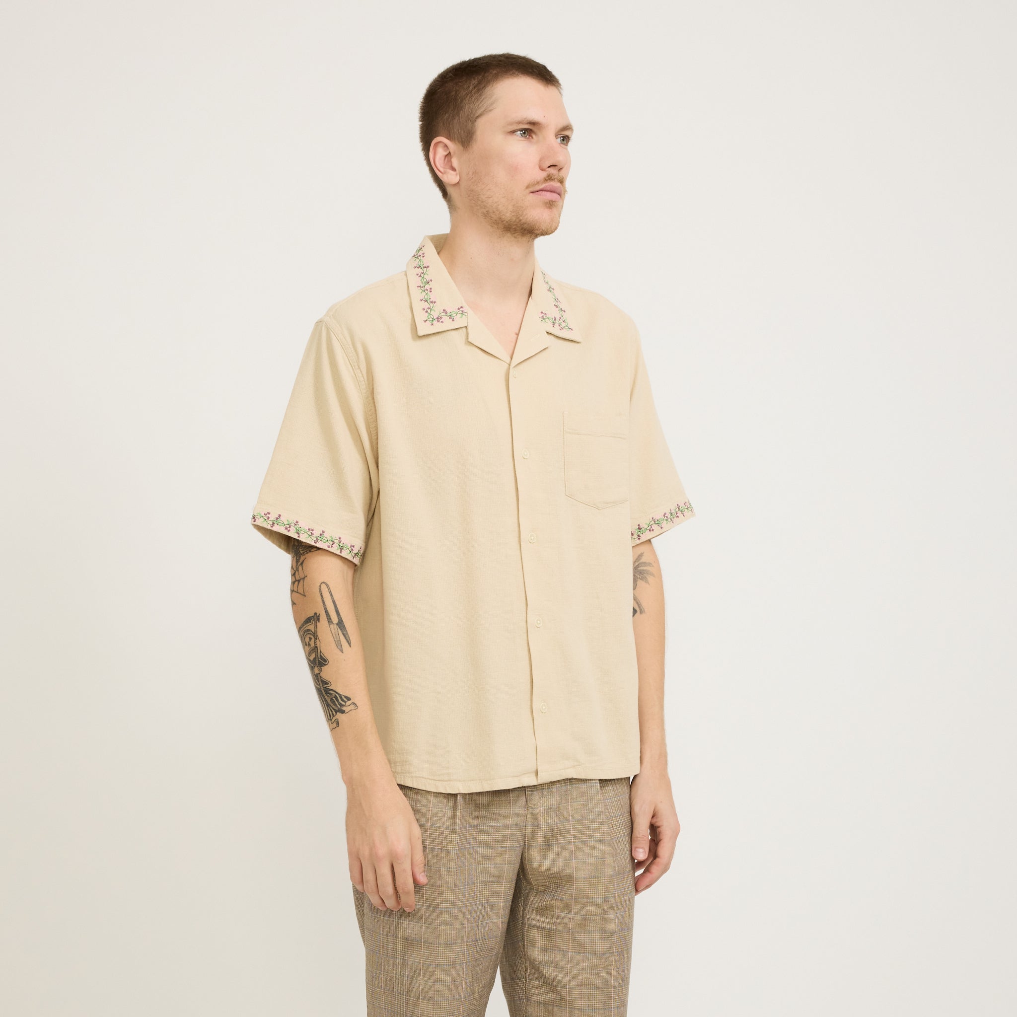 Corridor NYC | Hopsack Embroidered SS Camp Shirt Khaki | Maplestore