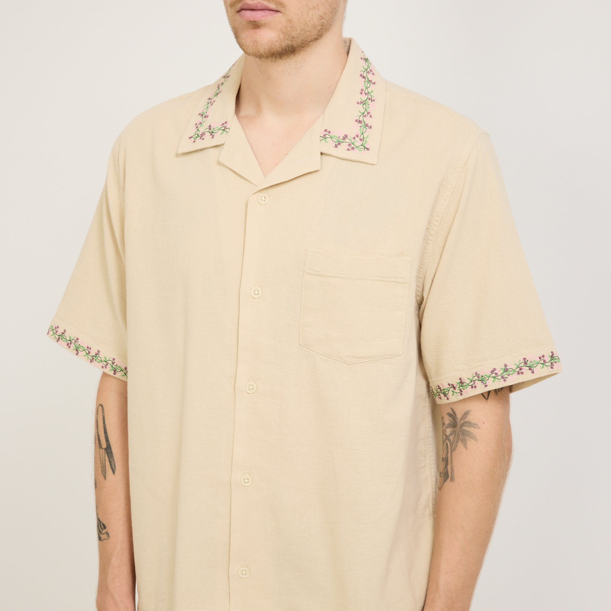 Corridor NYC | Hopsack Embroidered SS Camp Shirt Khaki | Maplestore