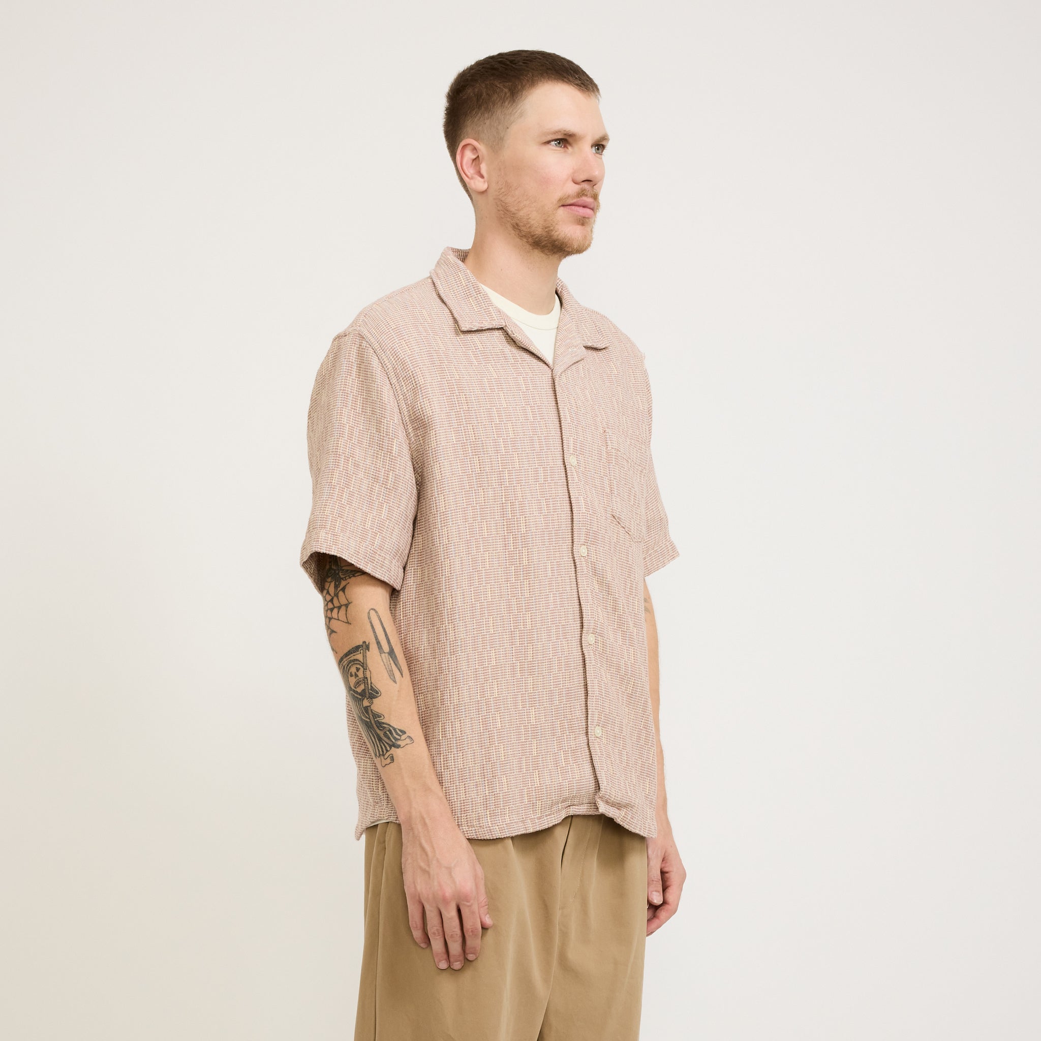 Corridor NYC | Rainbow Weave Camp Collar Pink | Maplestore