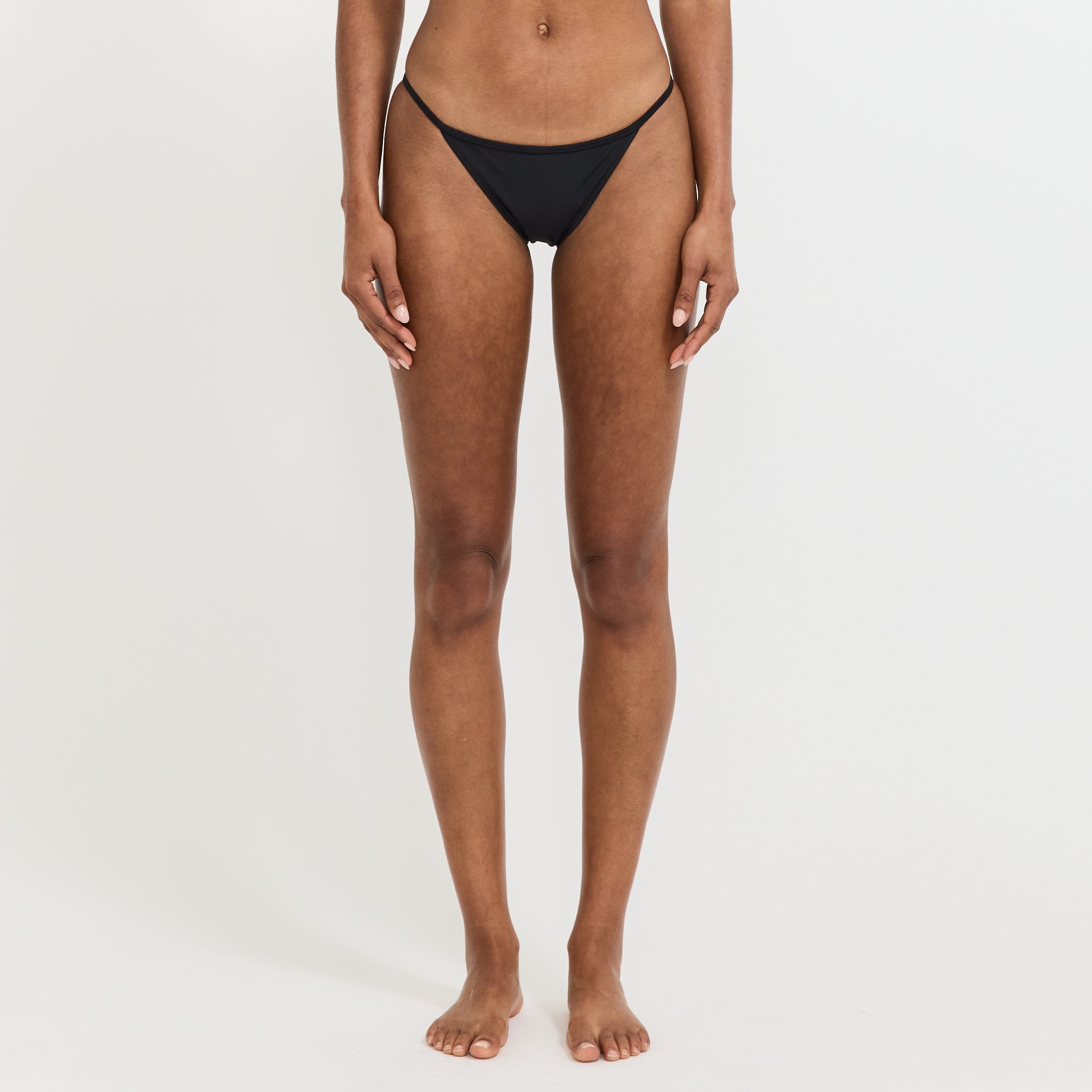 String Brief Nero Black