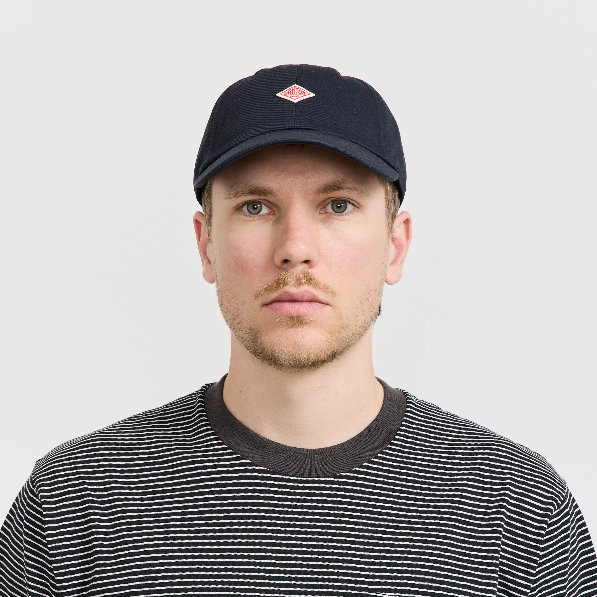 Danton | 6 Panel Cap Navy | Maplestore
