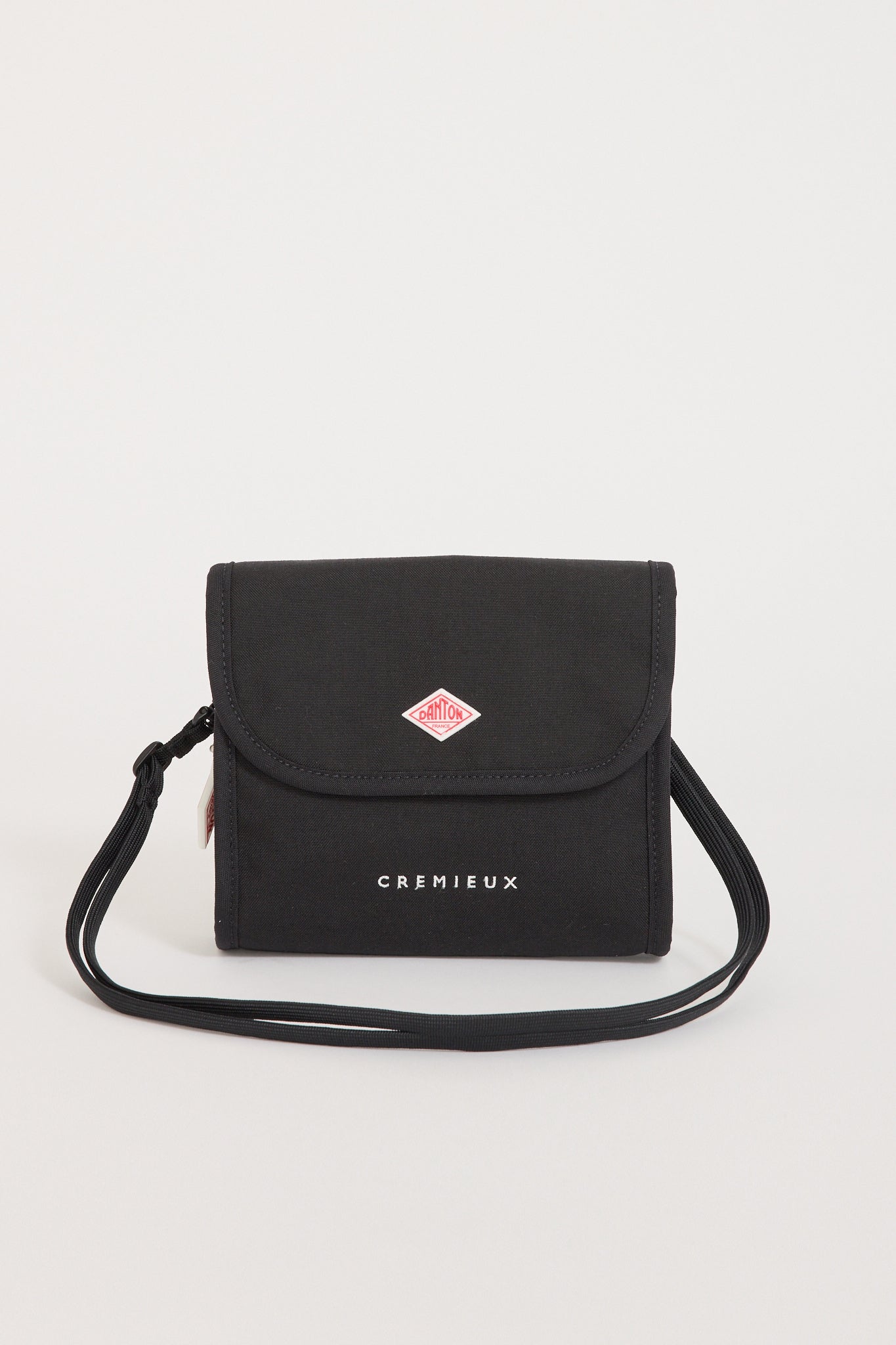 Cremieux Shoulder Bag Black