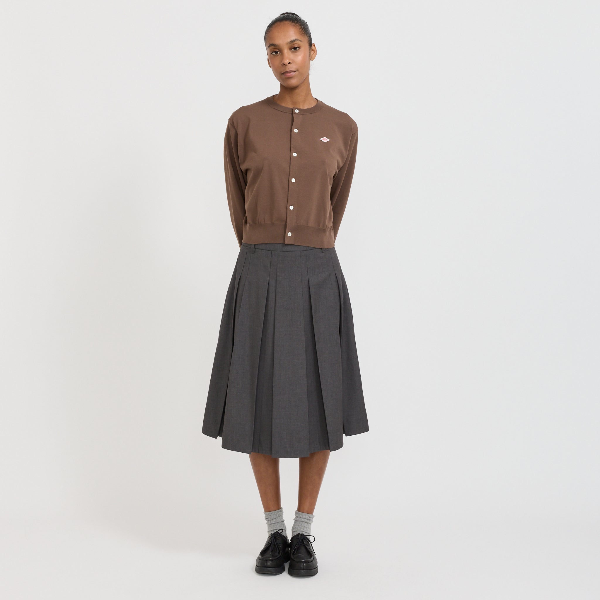 Danton | Crew Neck Cardigan Taupe | Maplestore