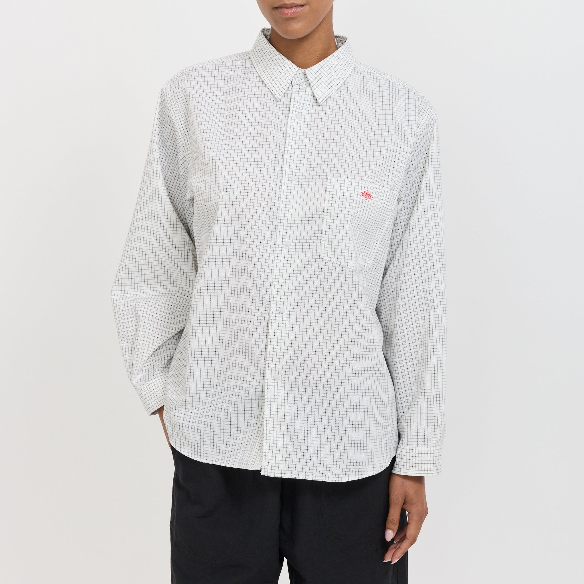 Danton | Dot Button Regular Collar Shirt L/S Off White/Navy Check | Maplestore