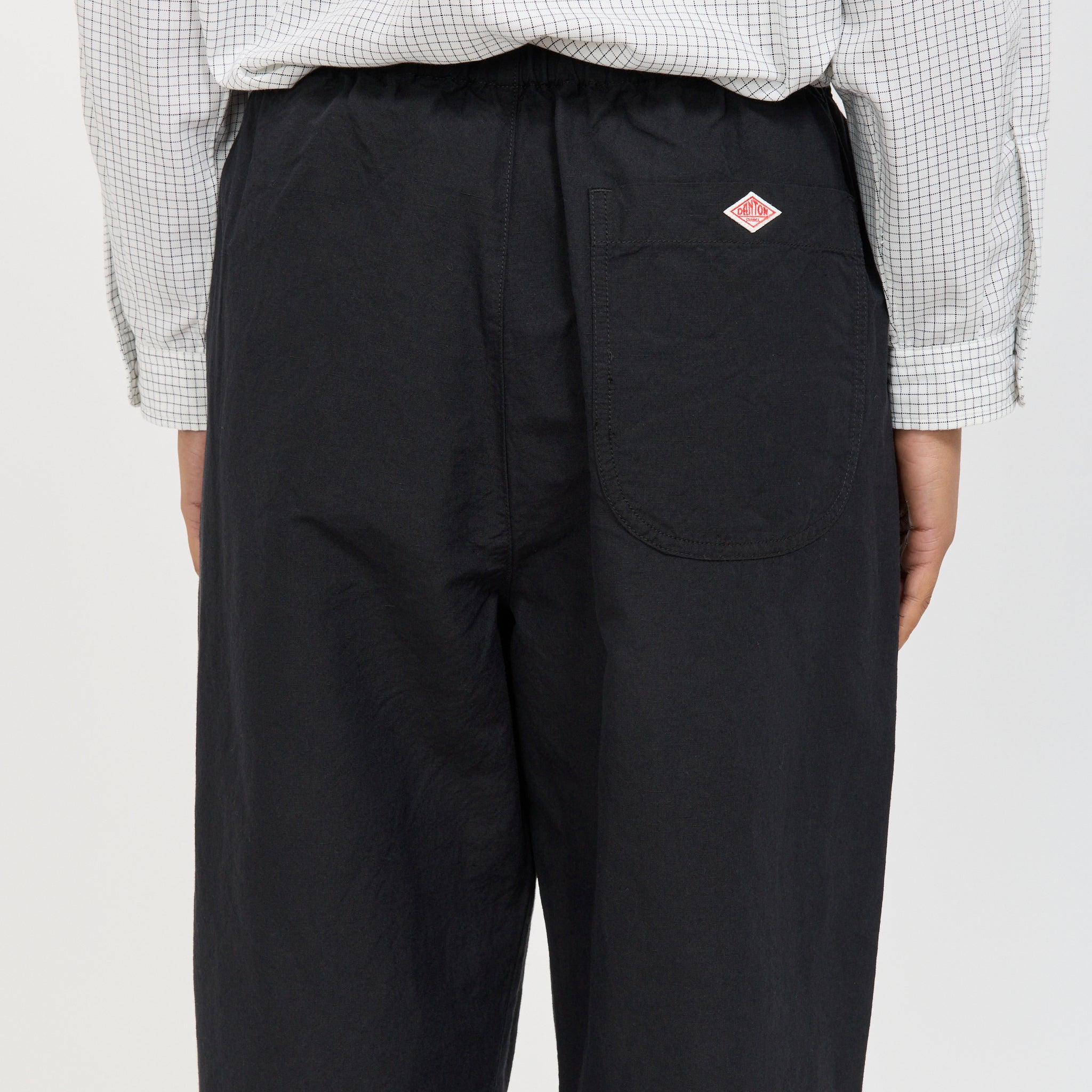 Danton | Womens Easy Pants Cotton/Linen Weather Cloth Black | Maplestore