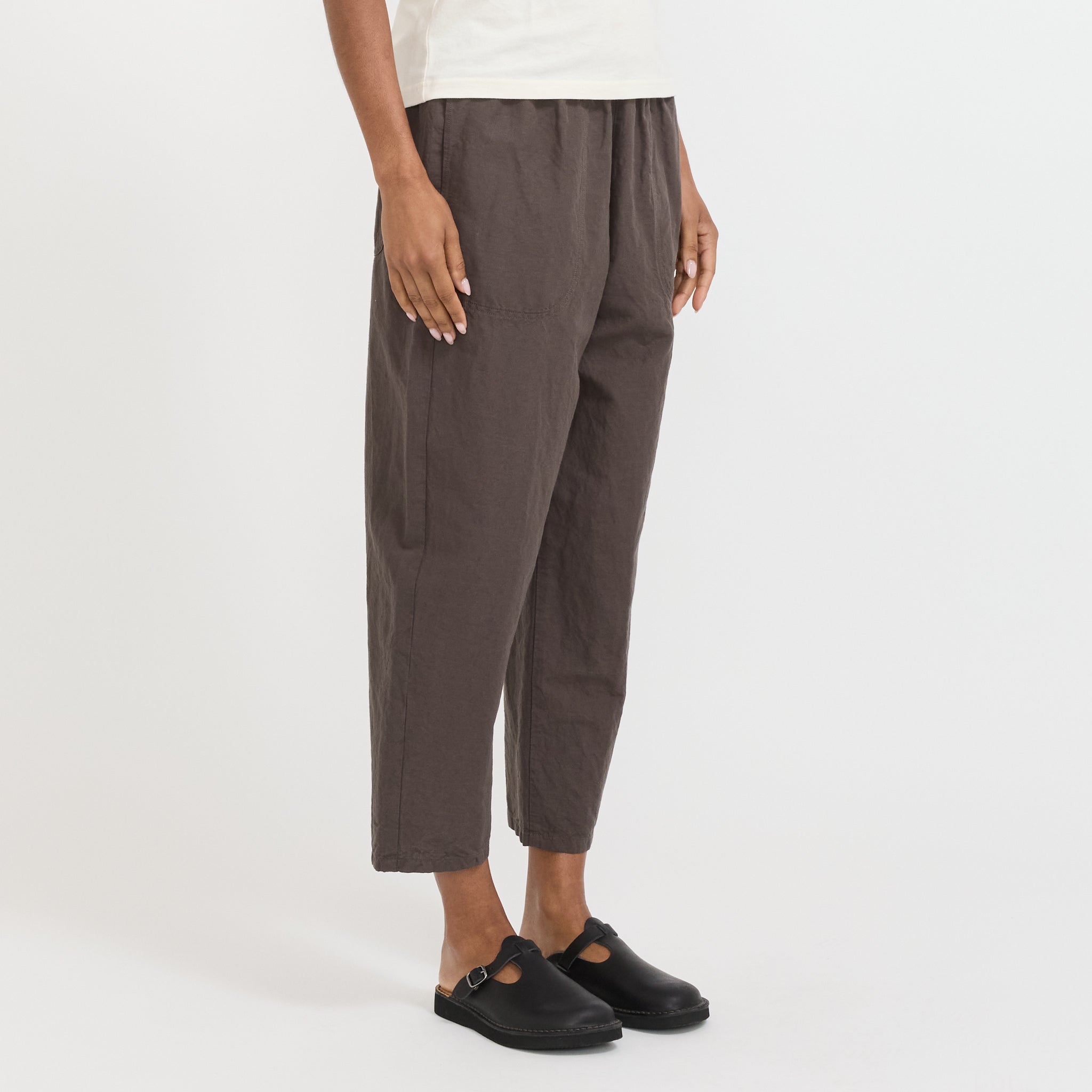 Danton | Womens Easy Pants Cotton/Linen Weather Cloth Charcoal | Maplestore