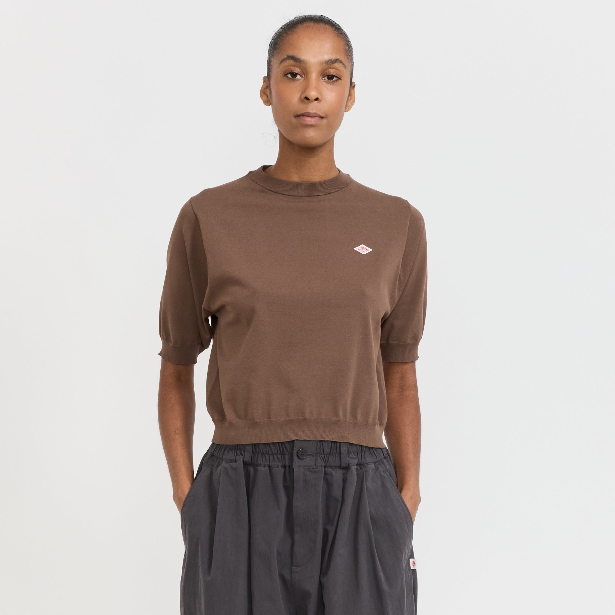 Danton | Half Sleeve Crew Neck Taupe | Maplestore