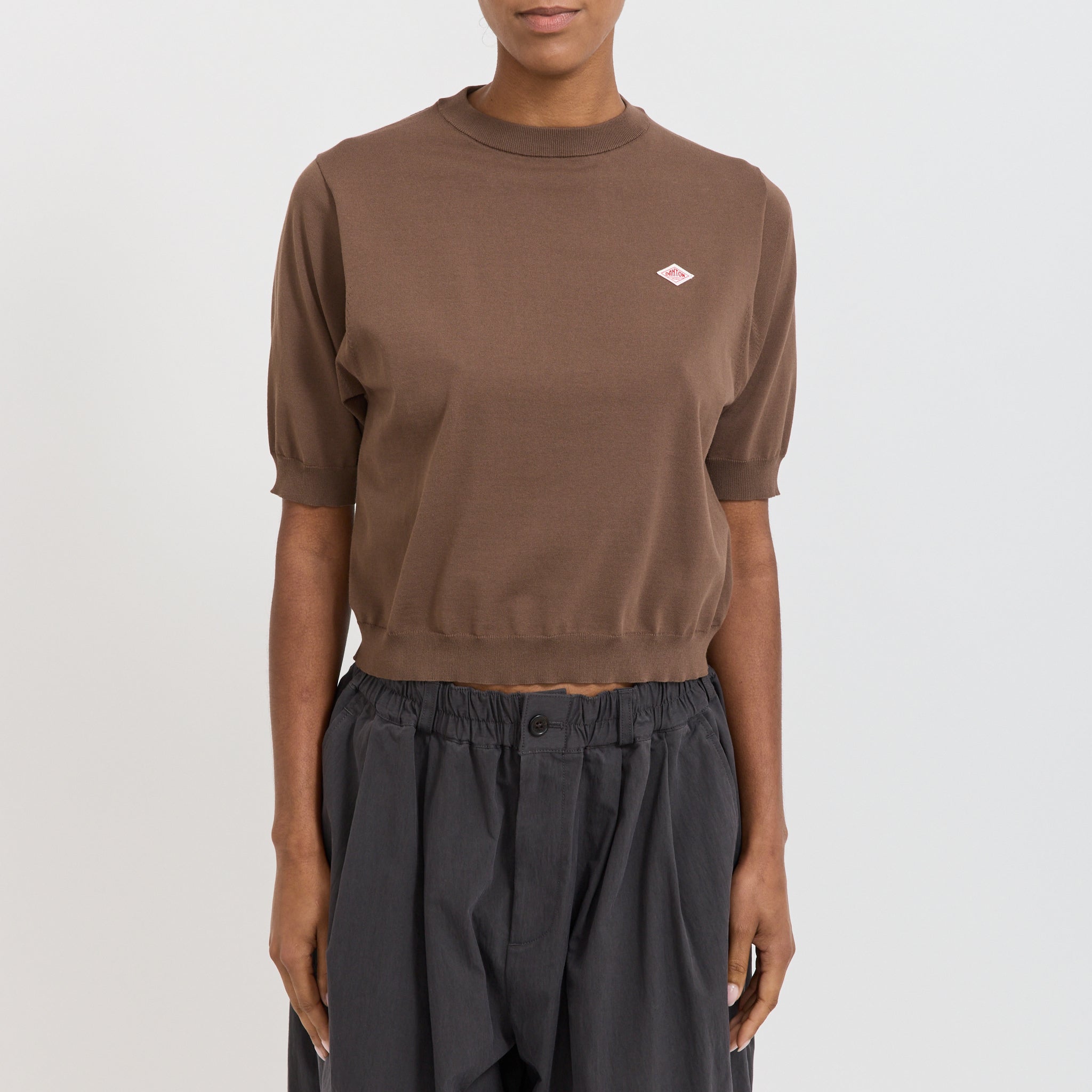 Danton | Half Sleeve Crew Neck Taupe | Maplestore