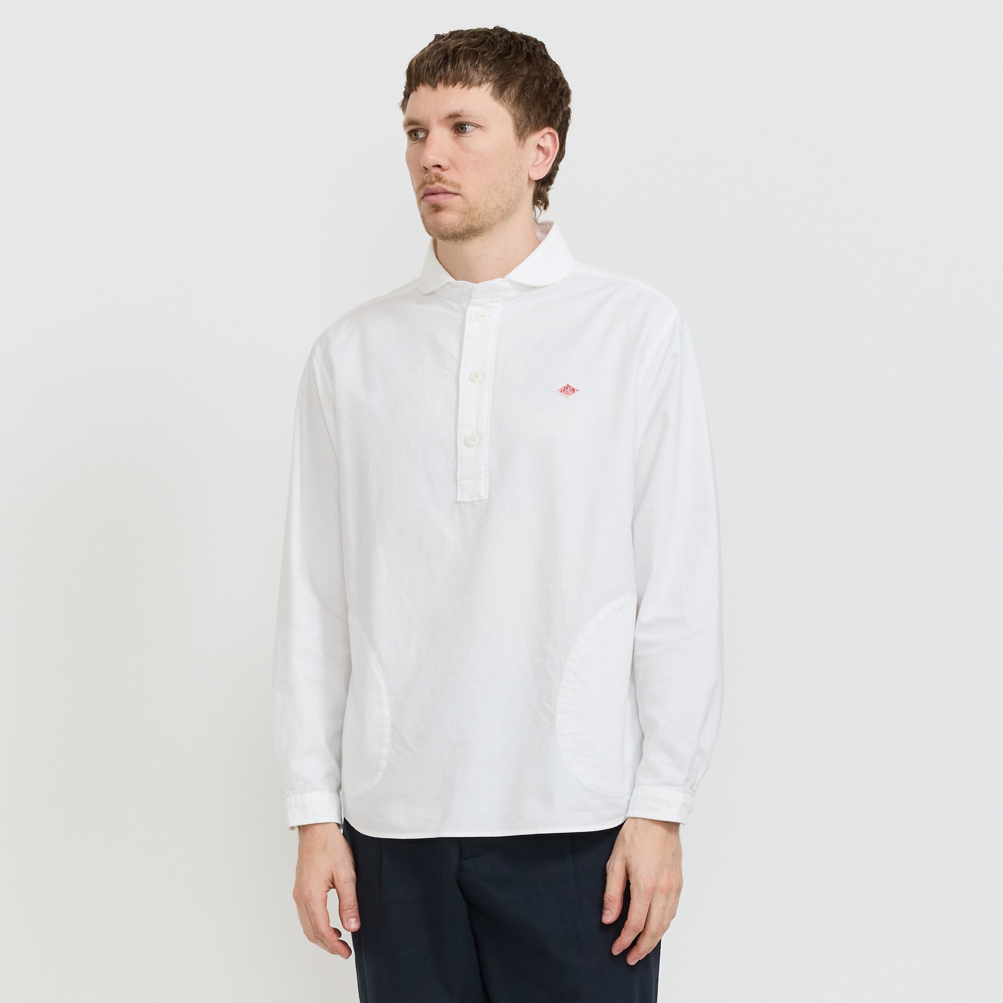 Danton | Round Collar P.O Shirt White | Maplestore