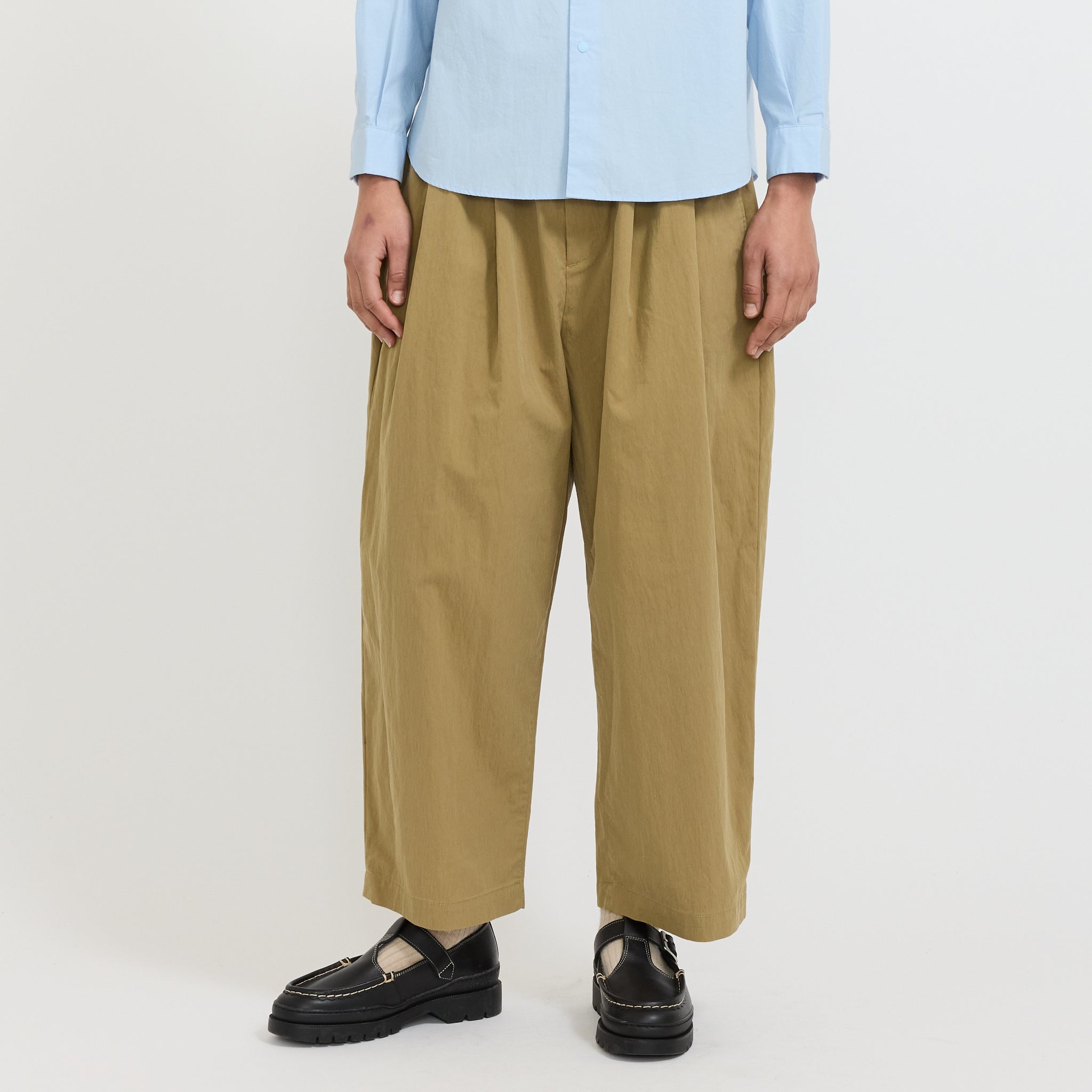 Double Pleated Easy Pants Dark Beige