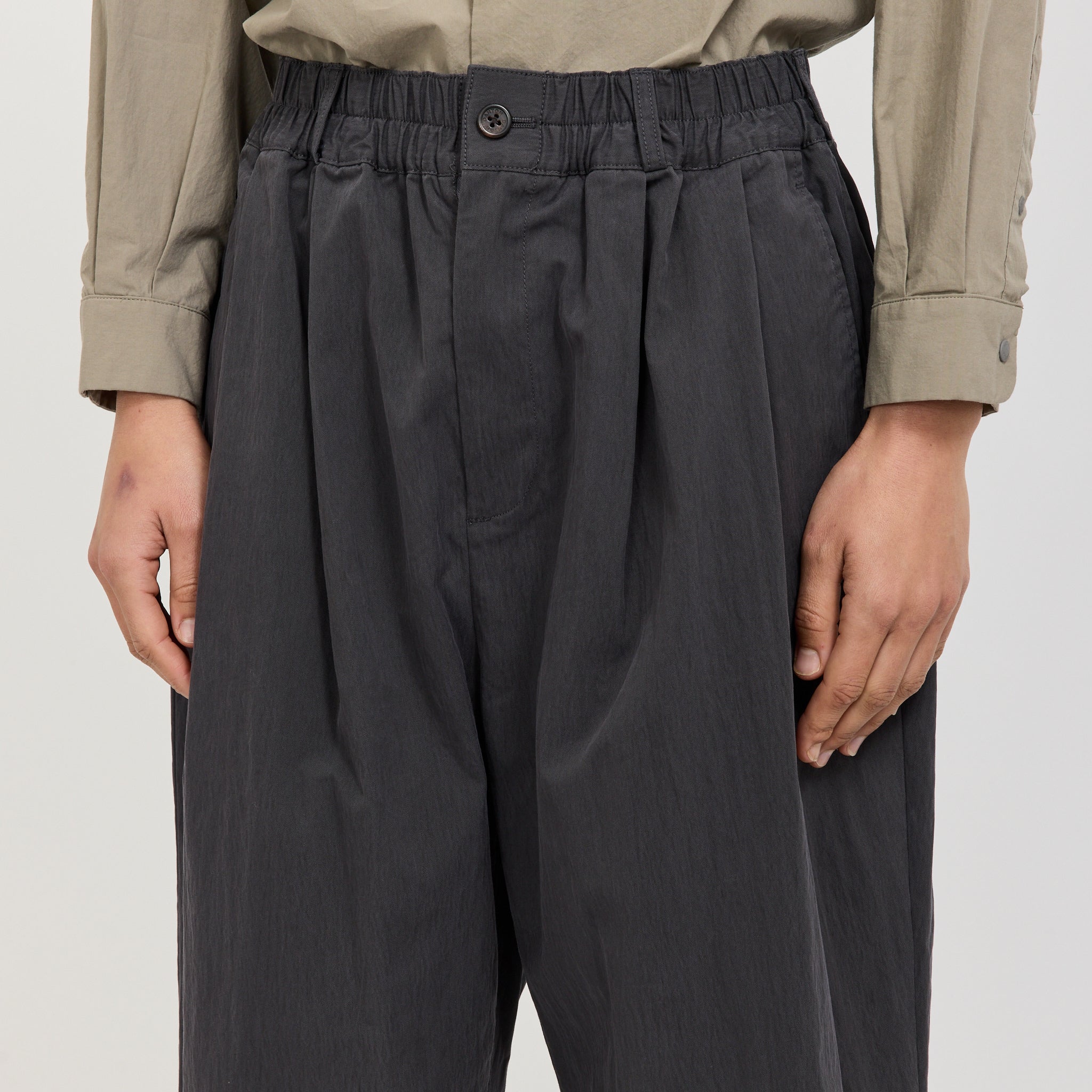 Double Pleated Easy Pants Twill Charcoal