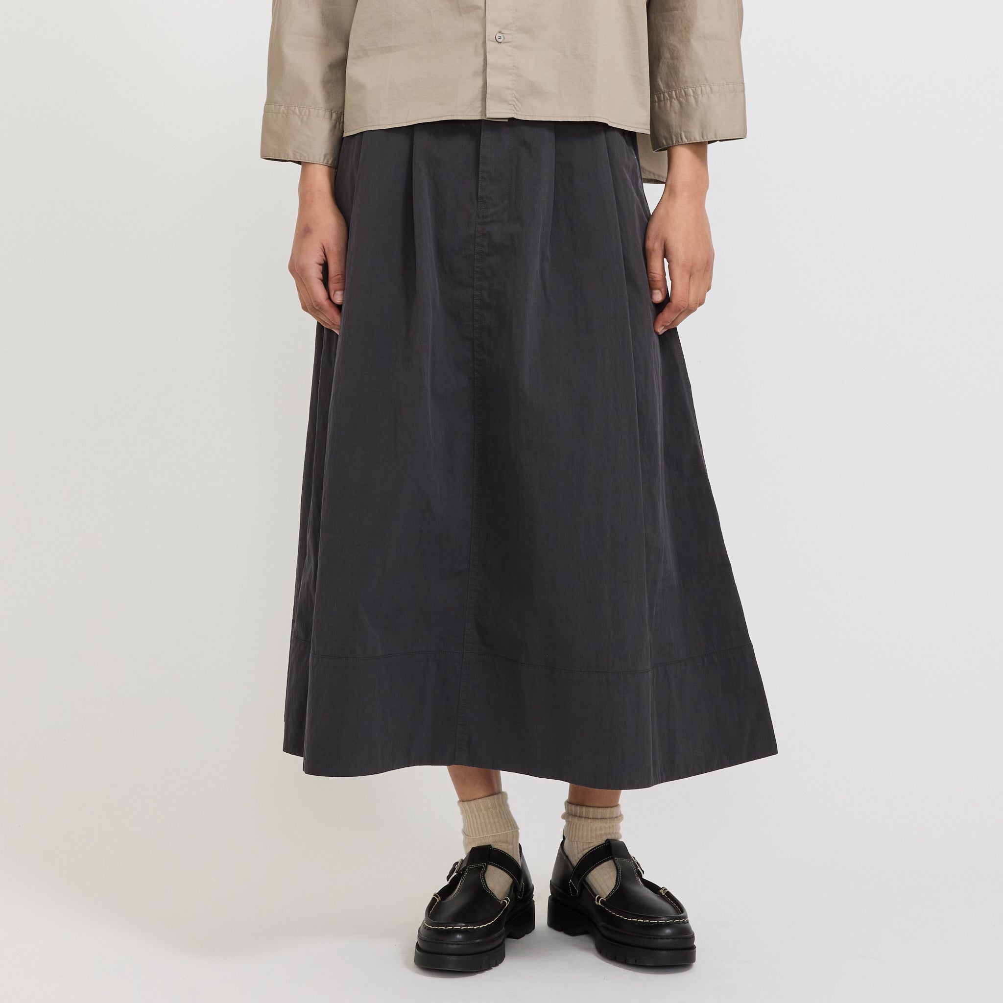 2 Tuck Skirt Charcoal