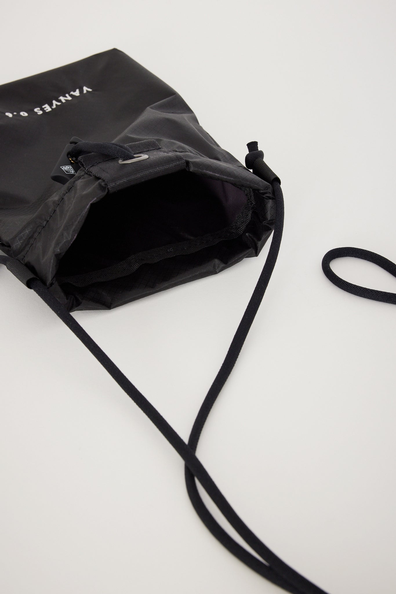 Danton | Vanves 0.6 Cordura Rip Sacoche Black | Maplestore