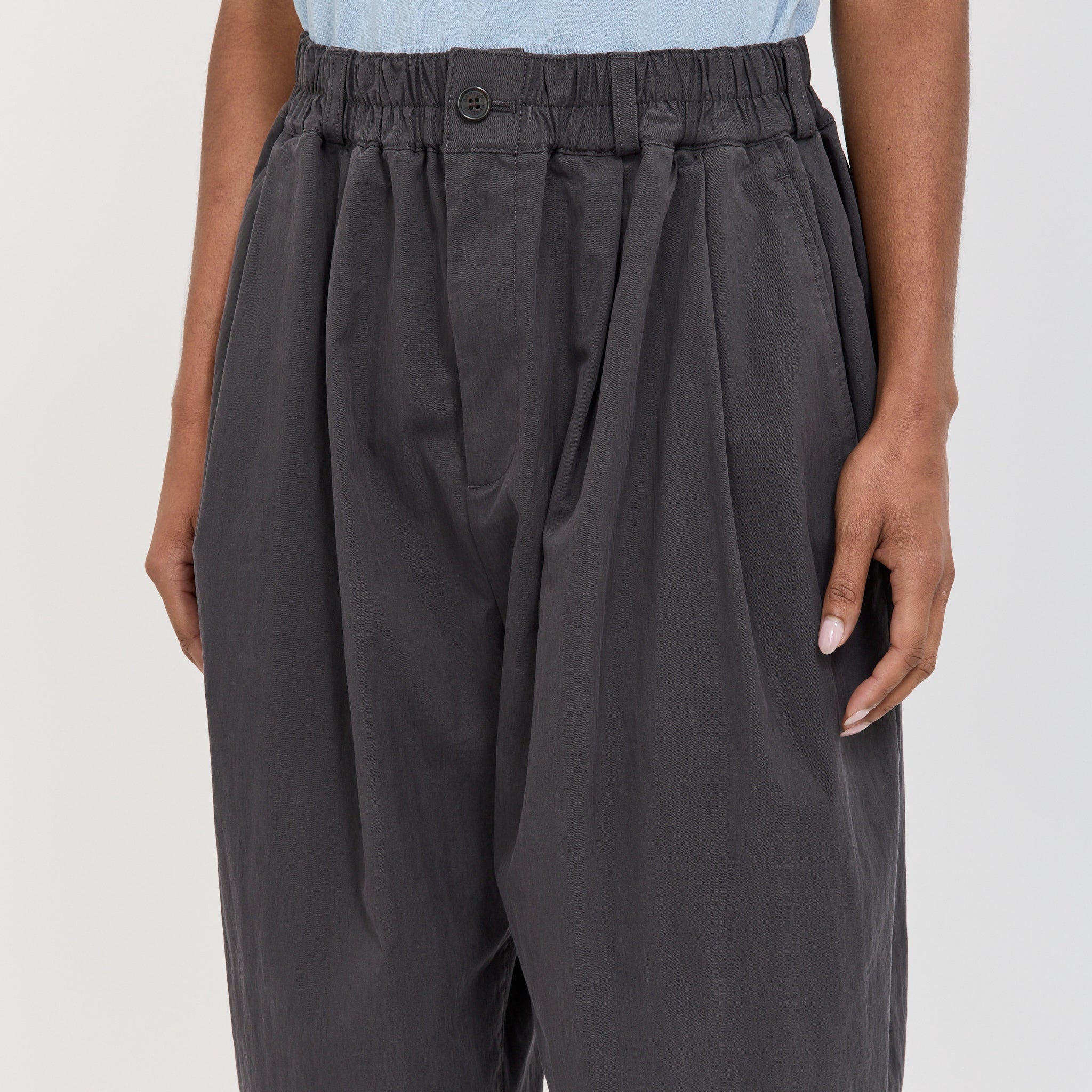 Danton | Womens Easy Pants Cotton/Nylon Twill Charcoal | Maplestore