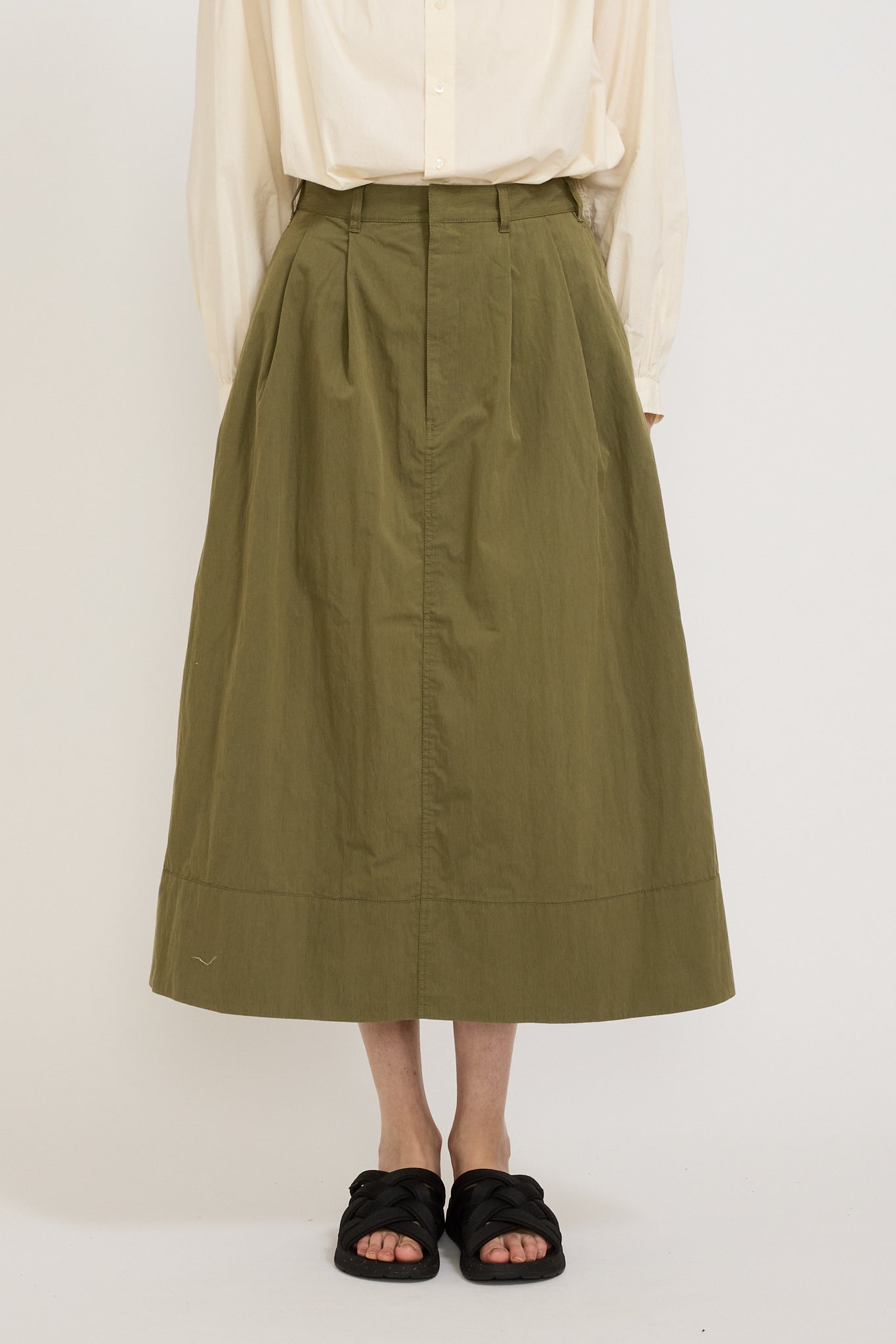 Twill Double Pleated Skirt Olive