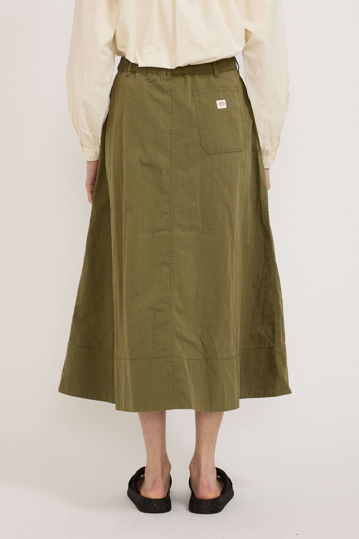 Danton | Twill Double Pleated Skirt Olive | Maplestore