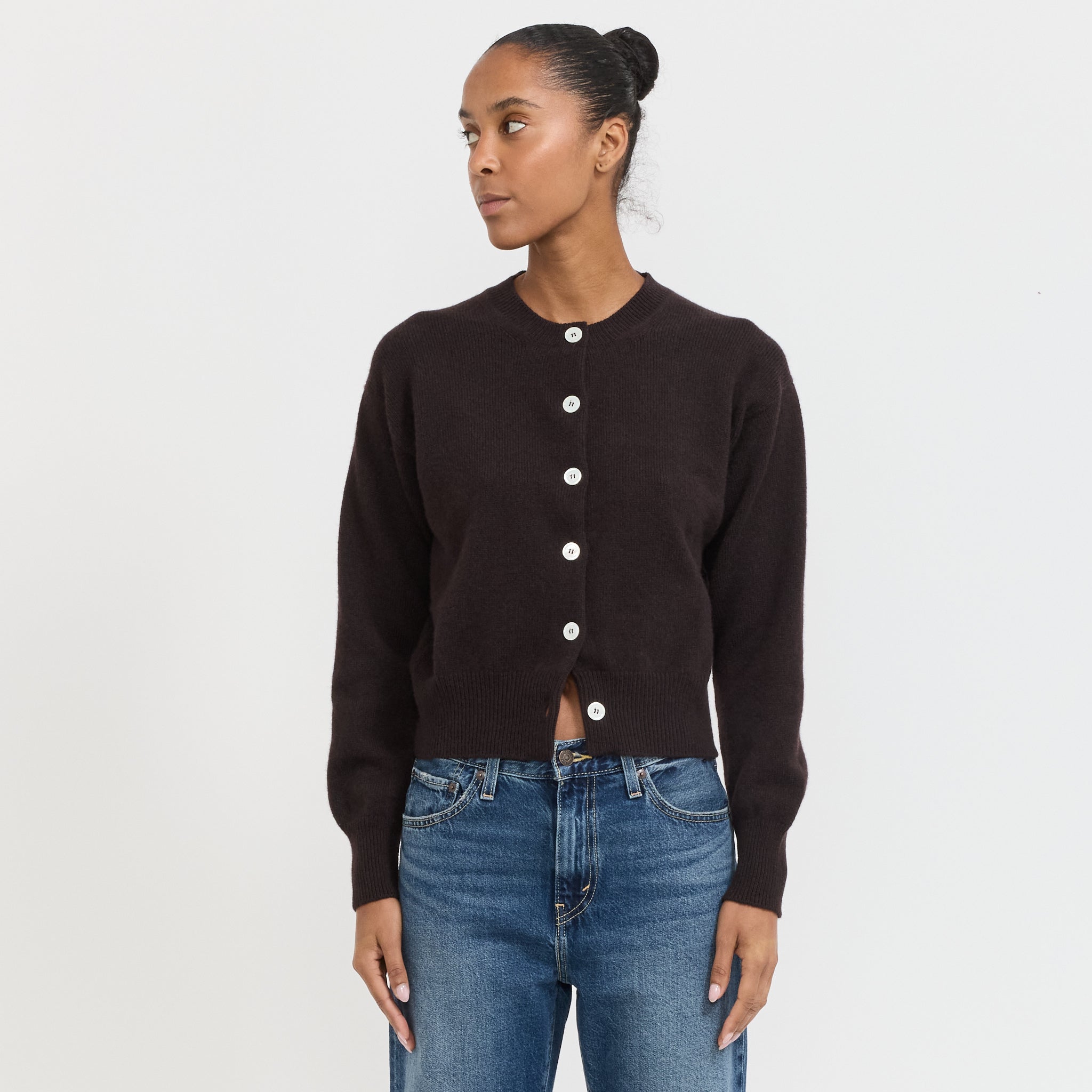 &Daughter | Ada Crewneck Cardigan Dark Brown | Maplestore