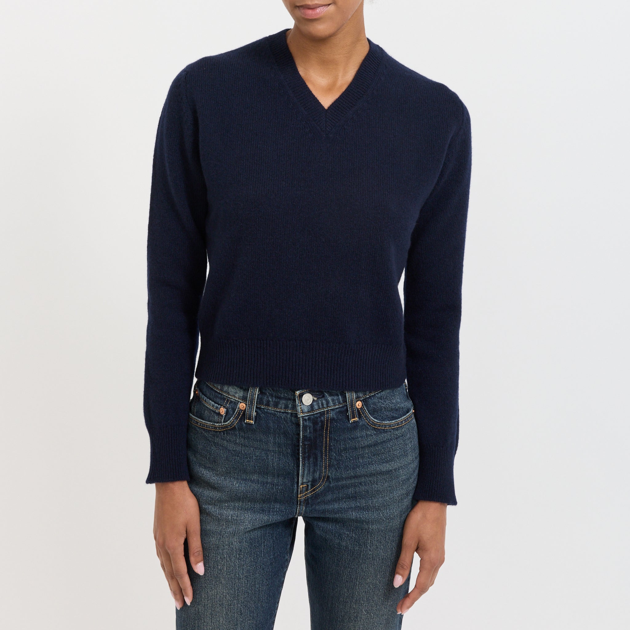 &Daughter | Sligo Shrunken V-Neck Navy | Maplestore