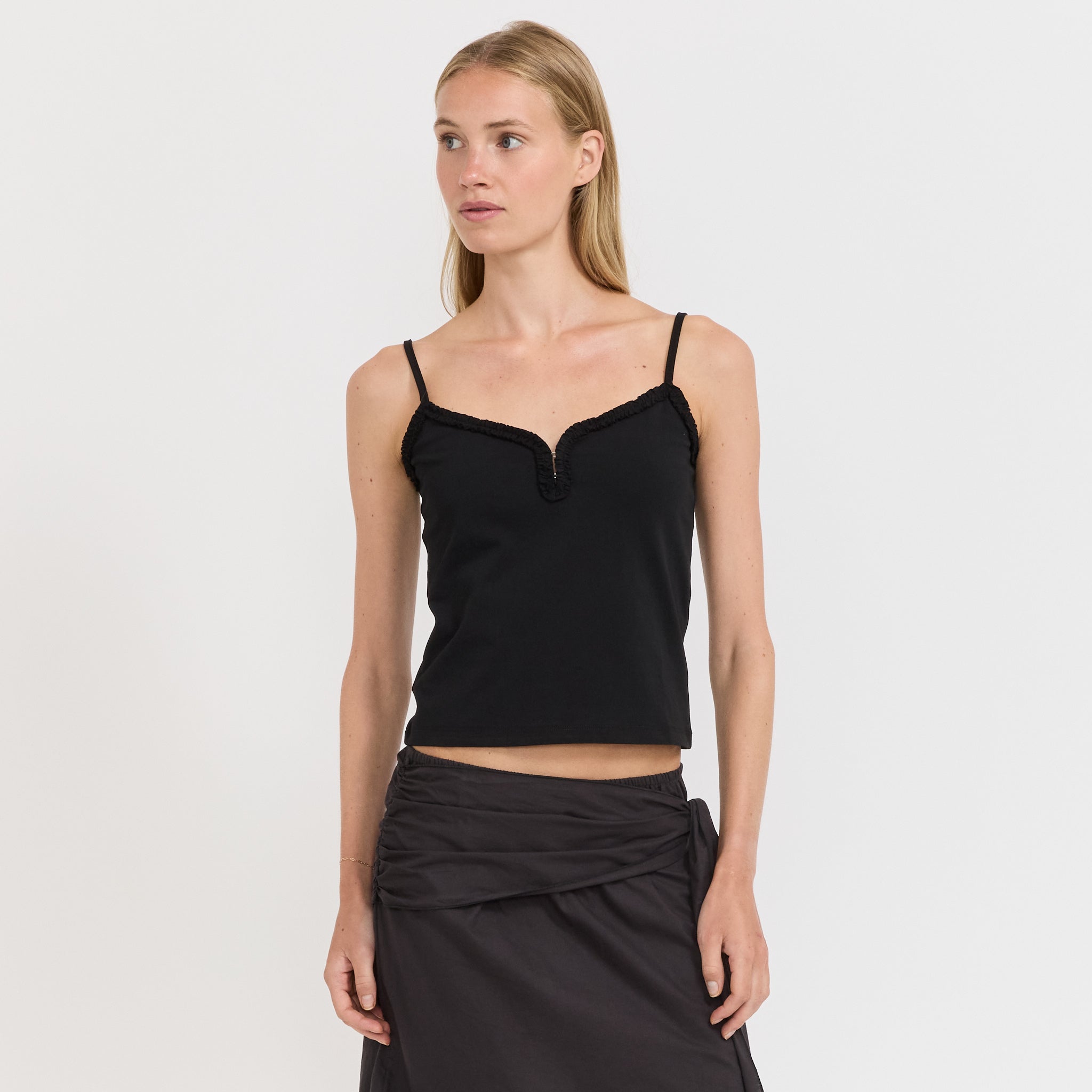 Deiji Studios | Clasp Singlet Black | Maplestore