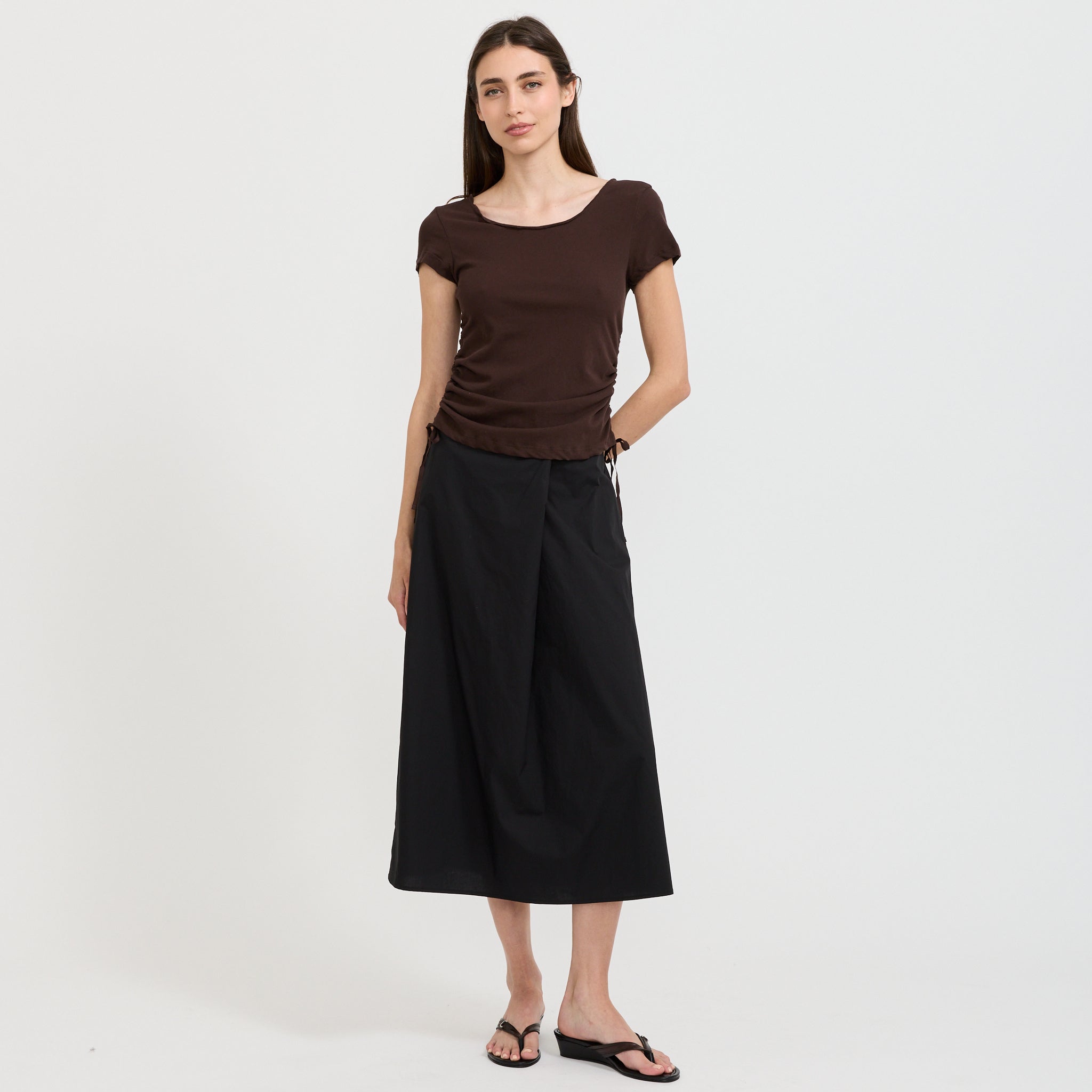Draw Side Tee Brown