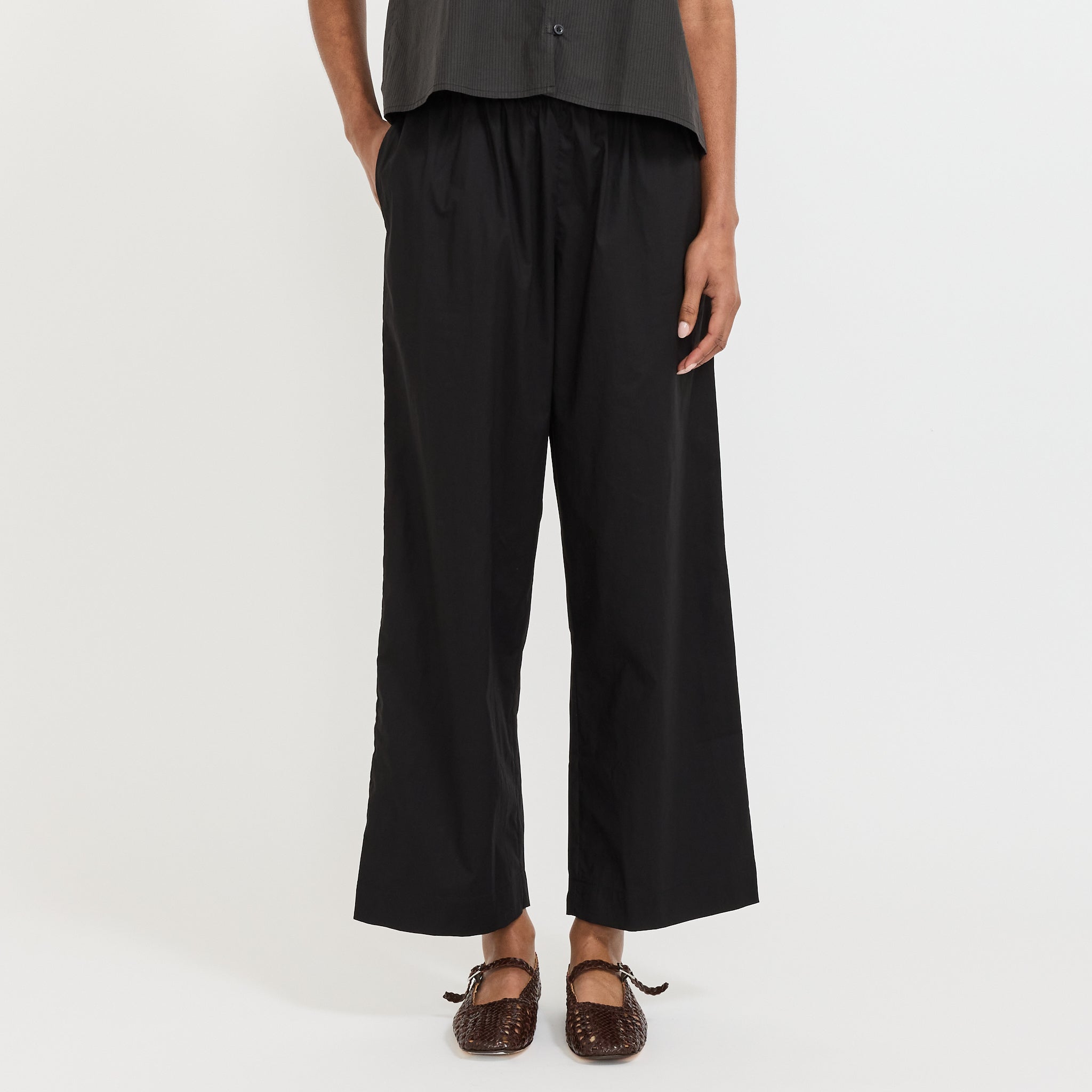 Ease Trouser Black